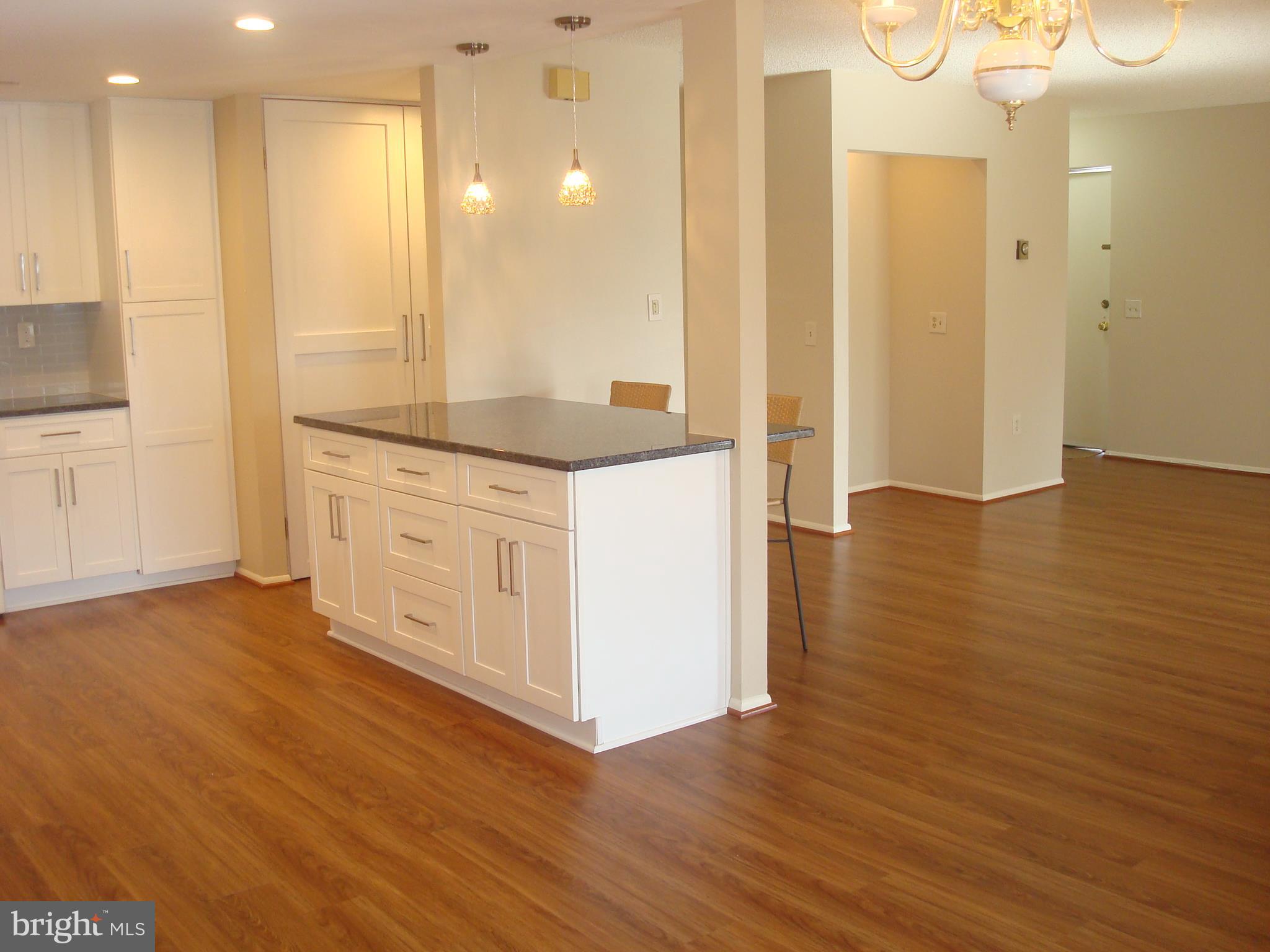 LEISURE WORLD - Residential