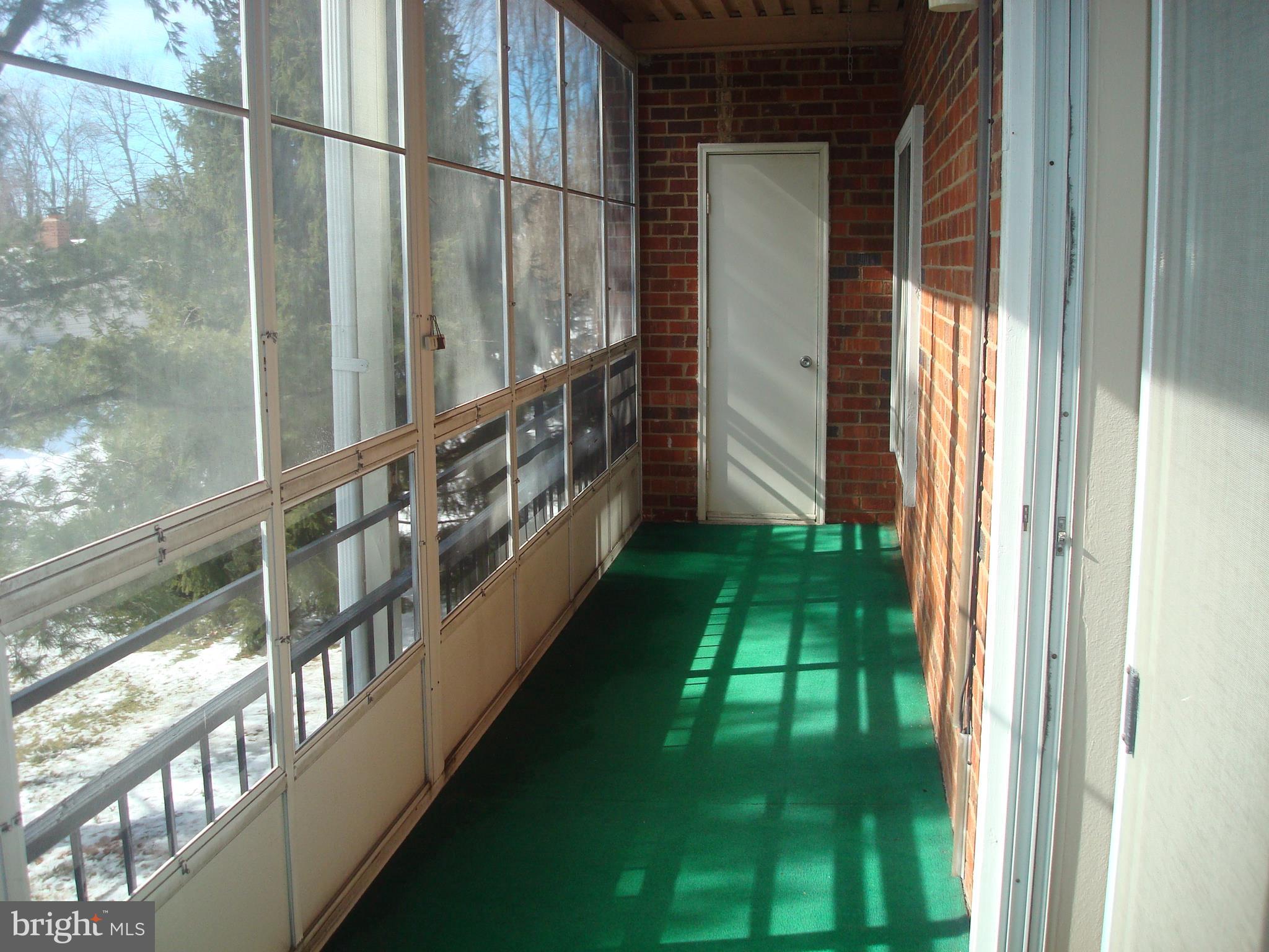 LEISURE WORLD - Residential