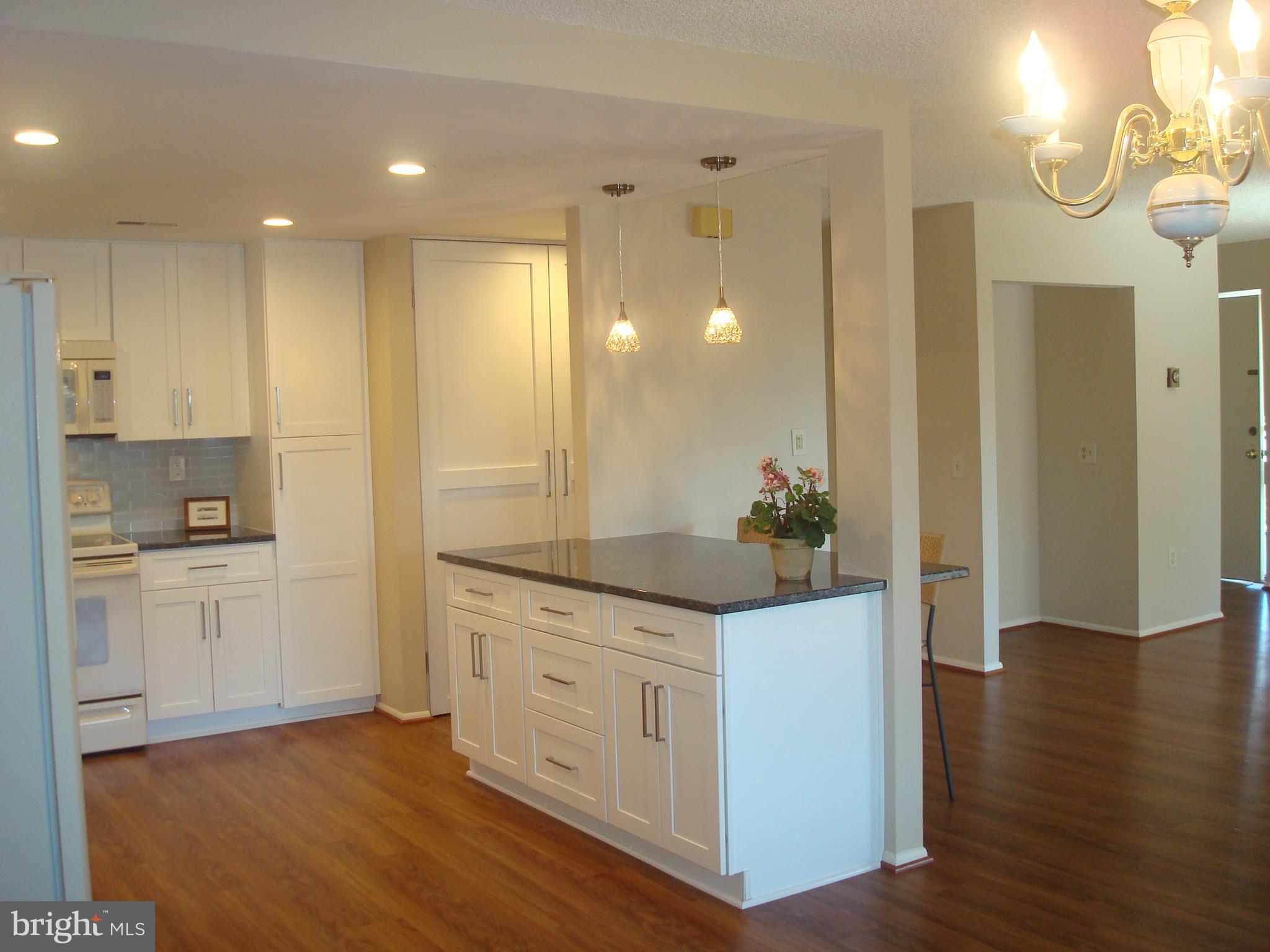 LEISURE WORLD - Residential