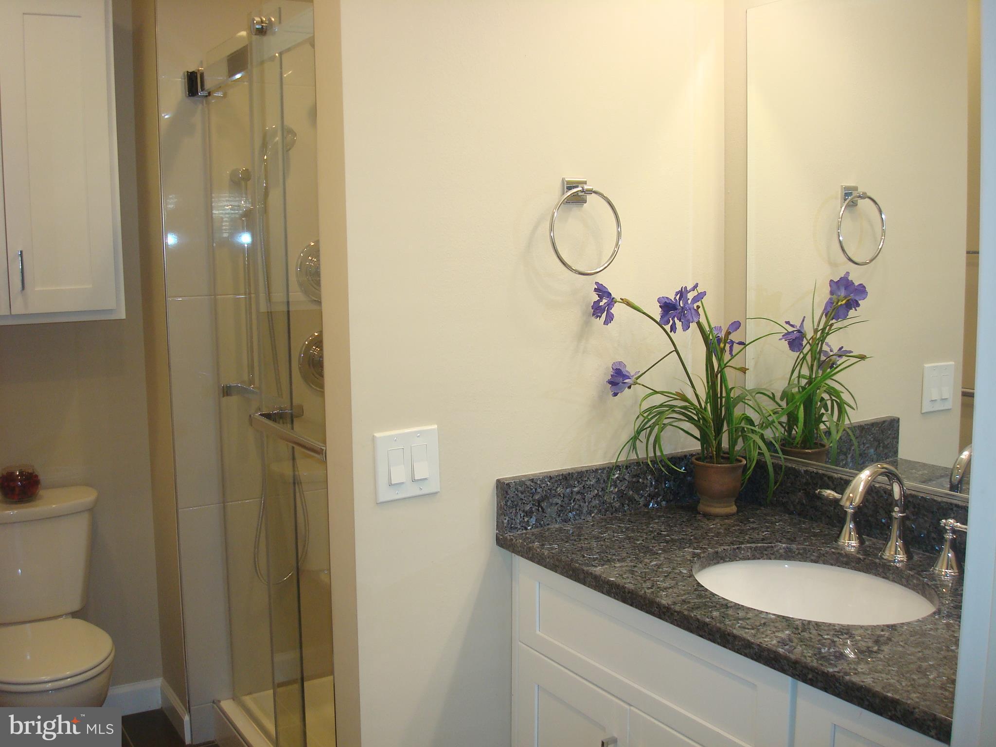 LEISURE WORLD - Residential