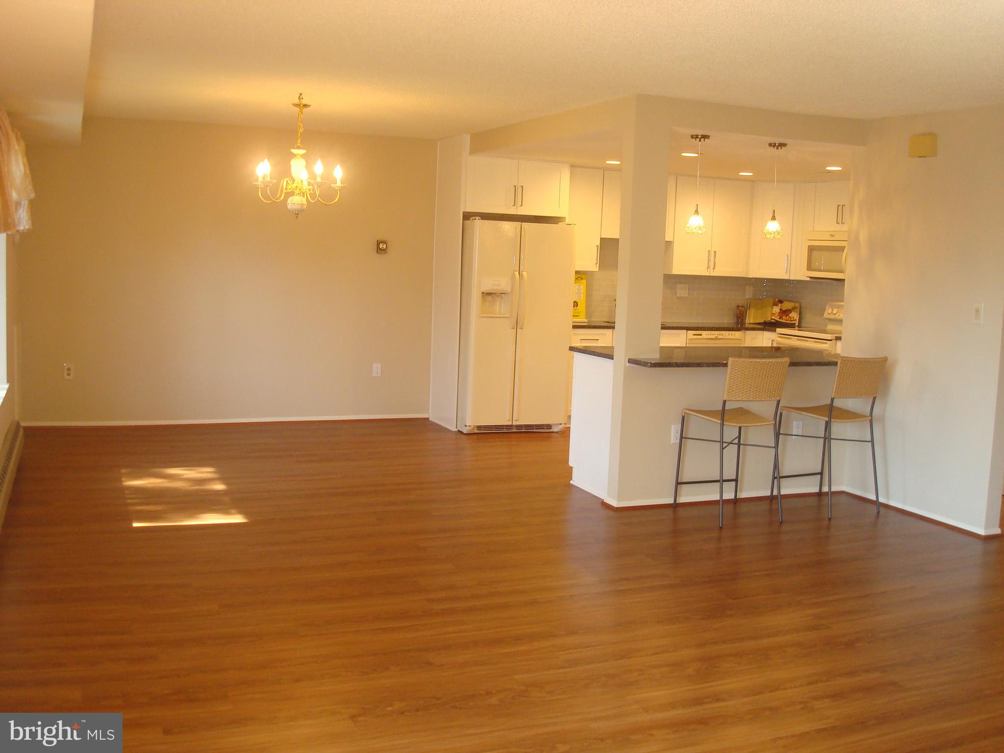 LEISURE WORLD - Residential