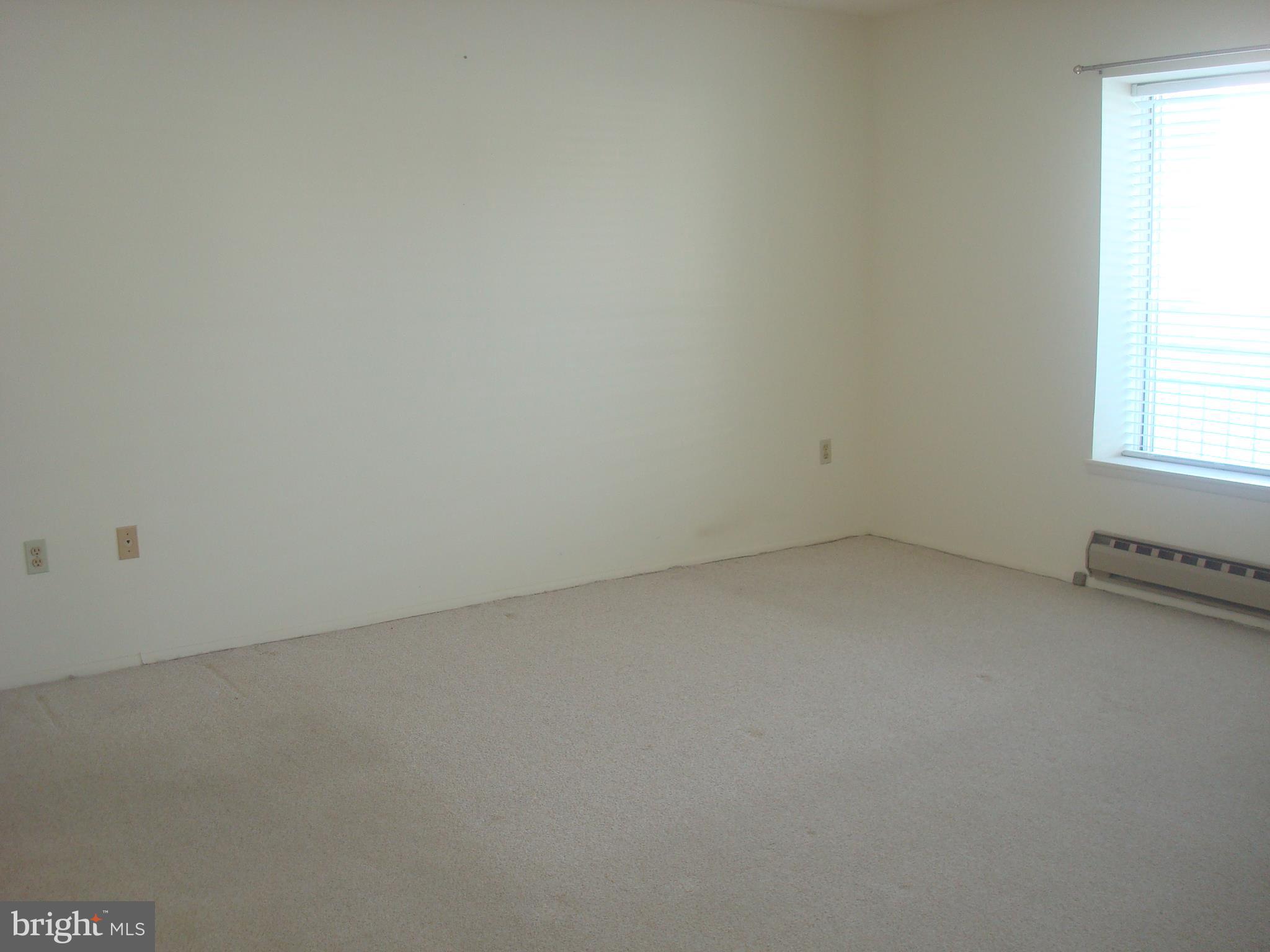 LEISURE WORLD - Residential