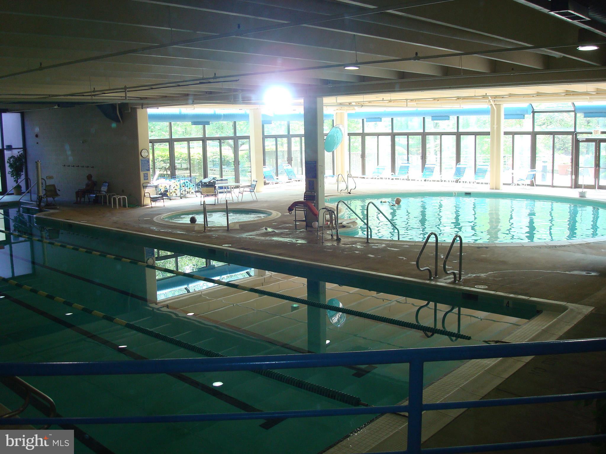 LEISURE WORLD - Residential
