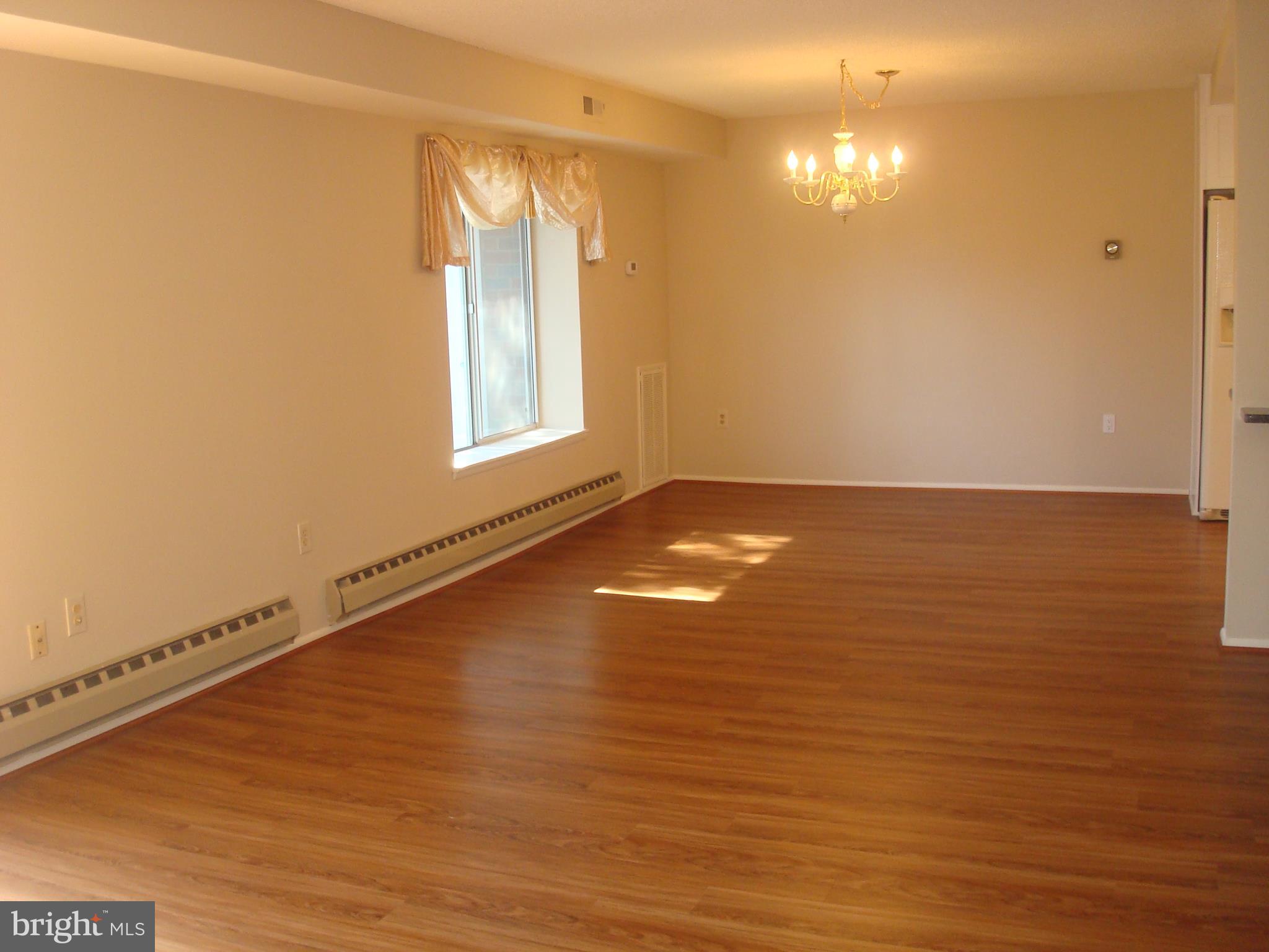 LEISURE WORLD - Residential