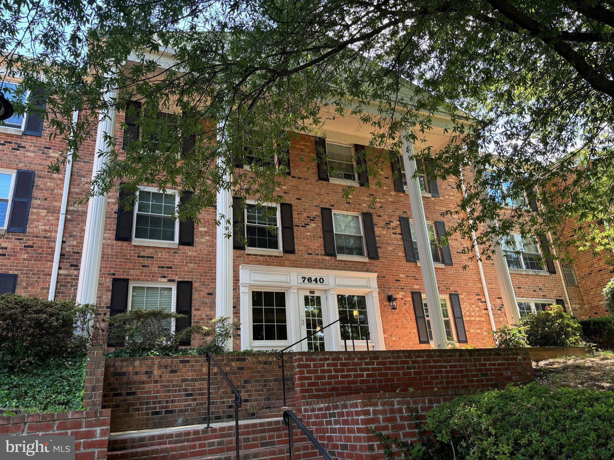 COLONIES AT MCLEAN - Residential