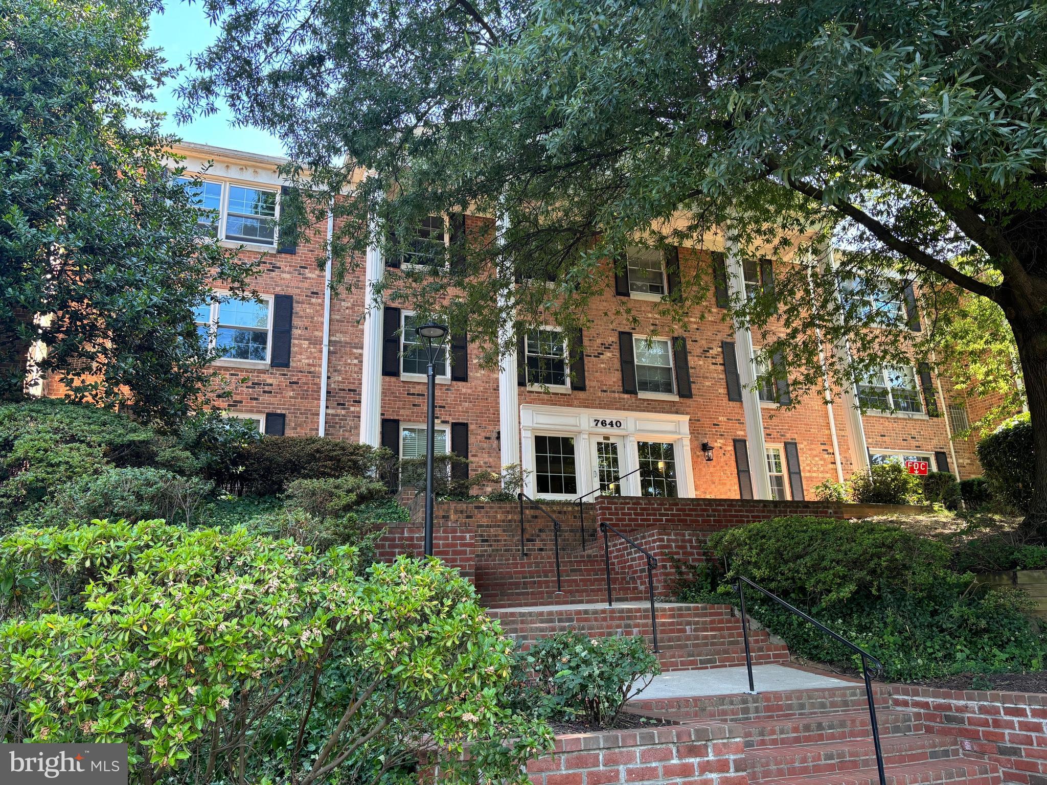 COLONIES AT MCLEAN - Residential