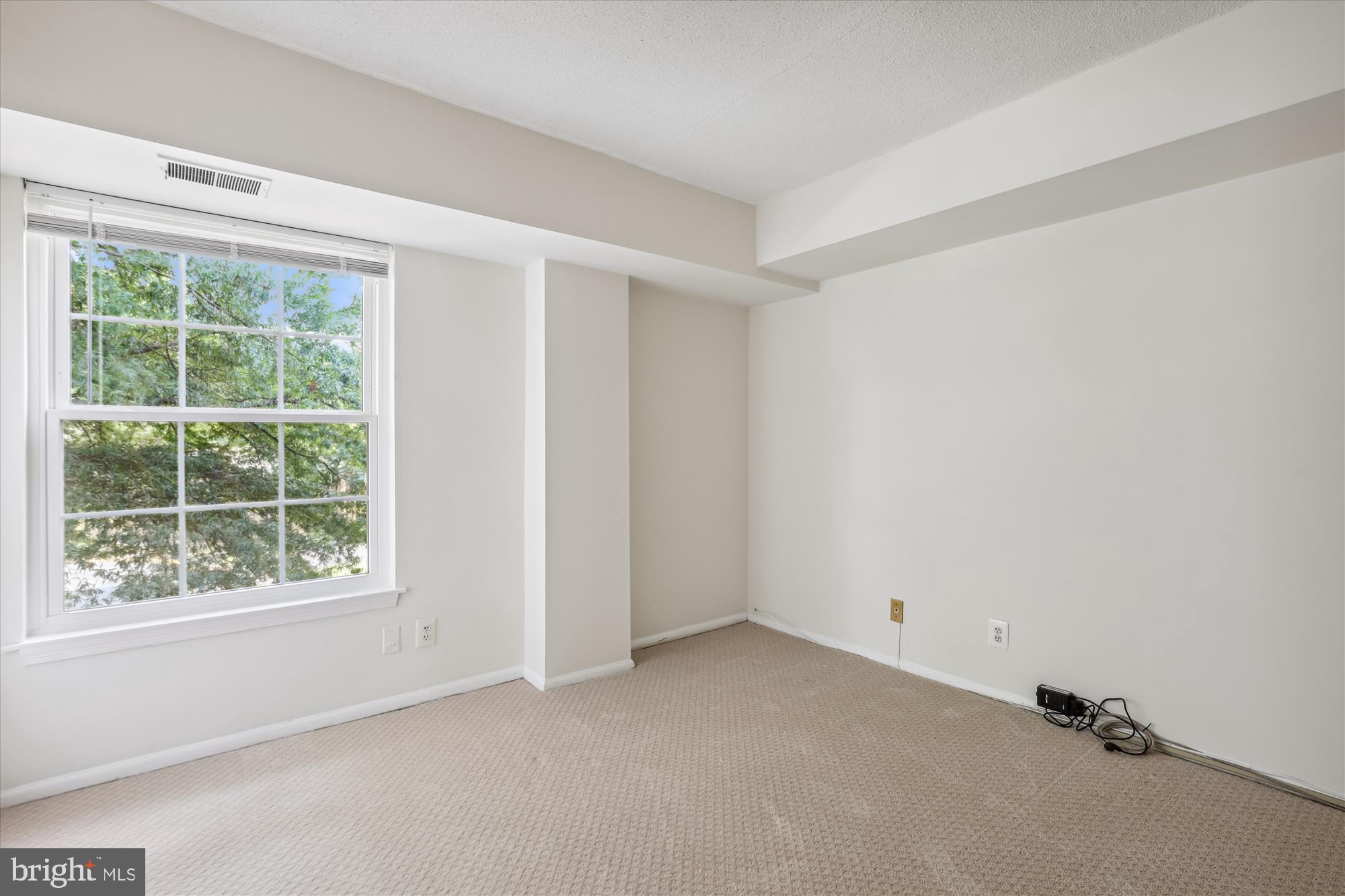 COLONIES AT MCLEAN - Residential