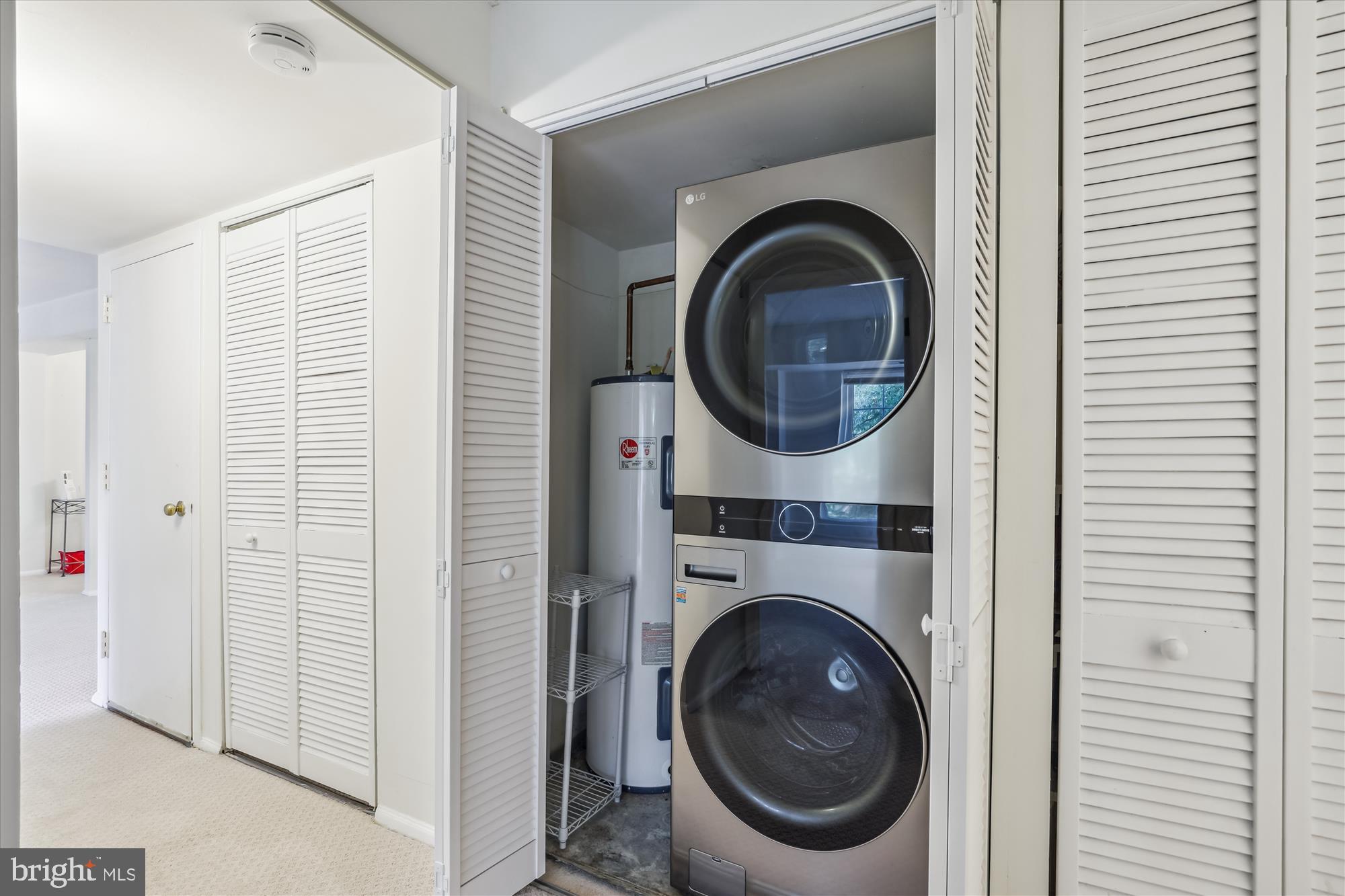 COLONIES AT MCLEAN - Residential