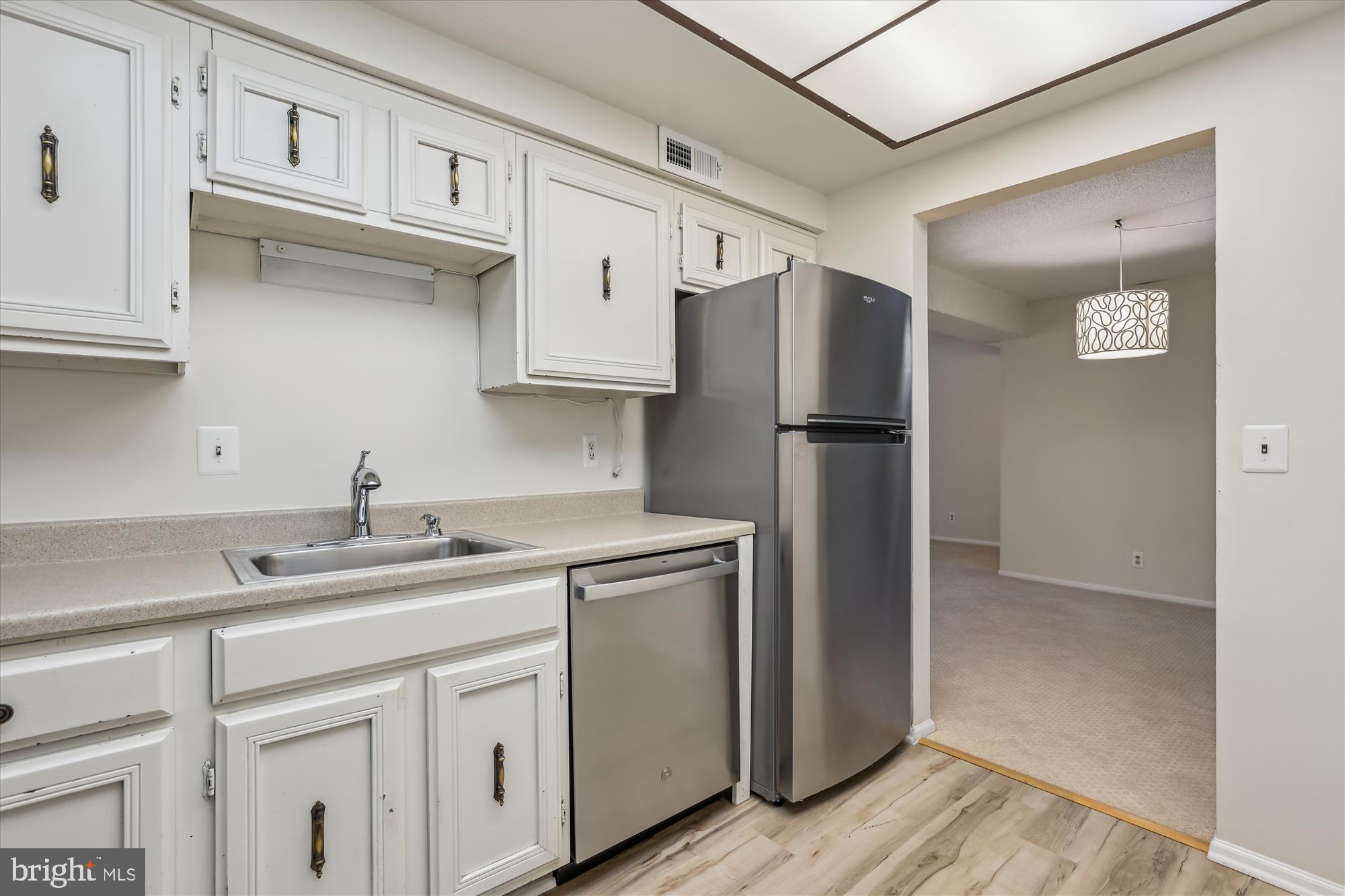 COLONIES AT MCLEAN - Residential