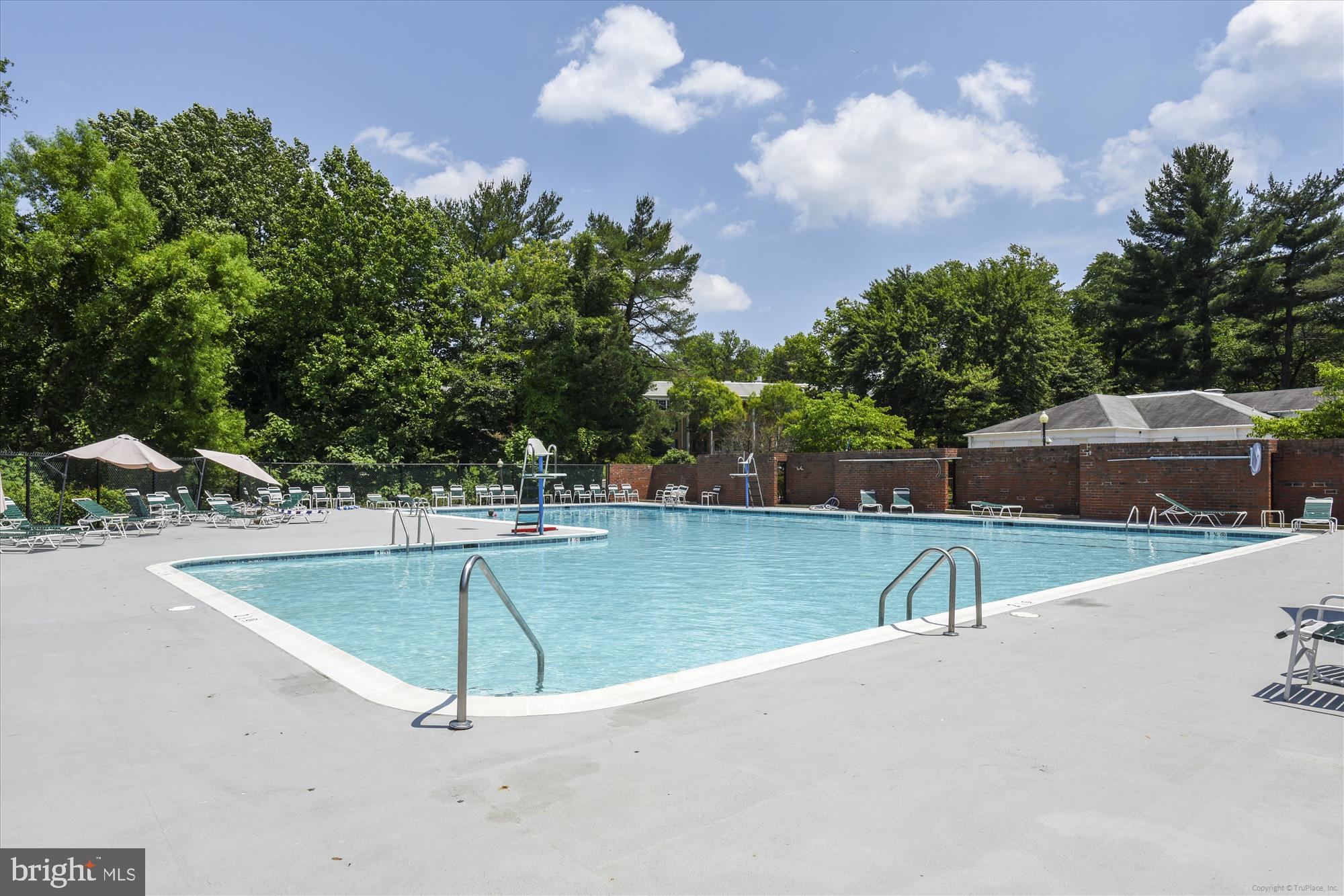 COLONIES AT MCLEAN - Residential