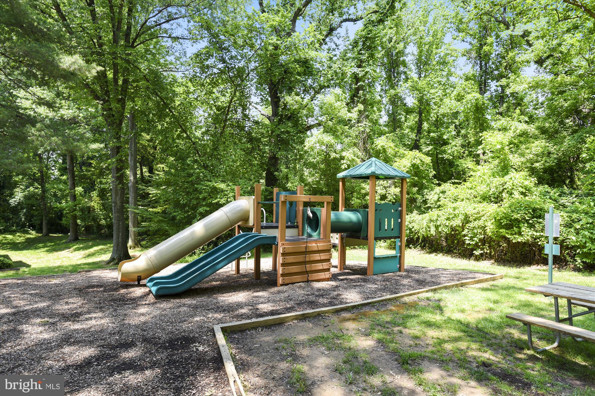 COLONIES AT MCLEAN - Residential