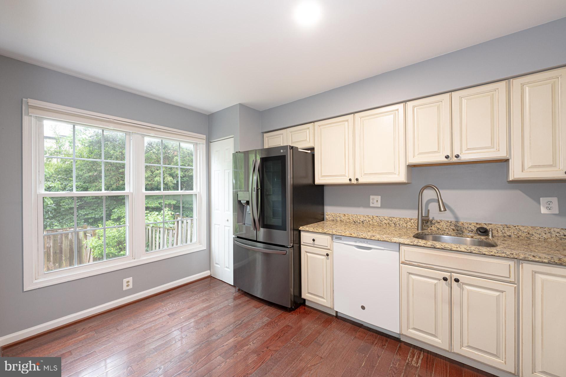 HERITAGE CROSSING - Residential Lease