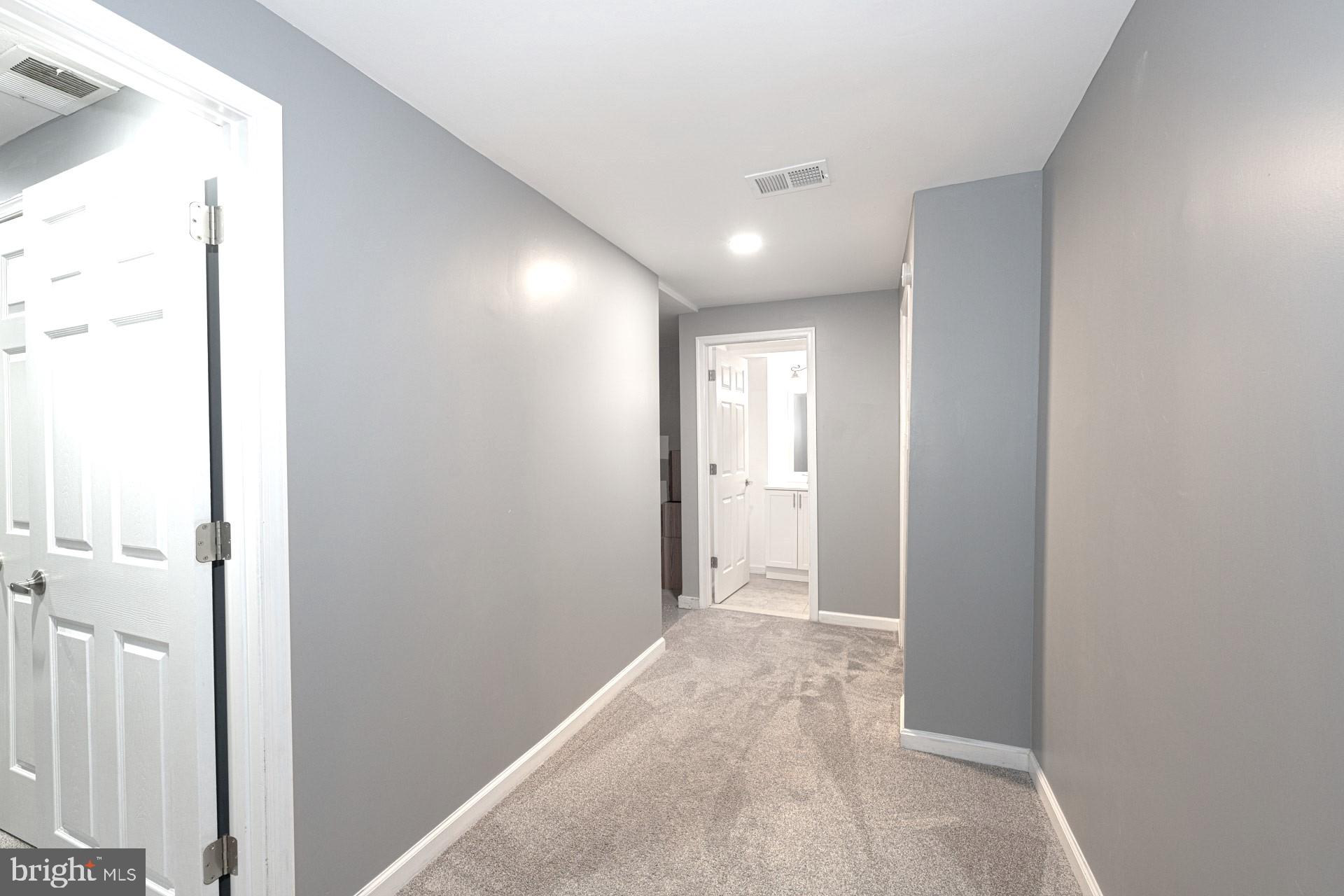 HERITAGE CROSSING - Residential Lease