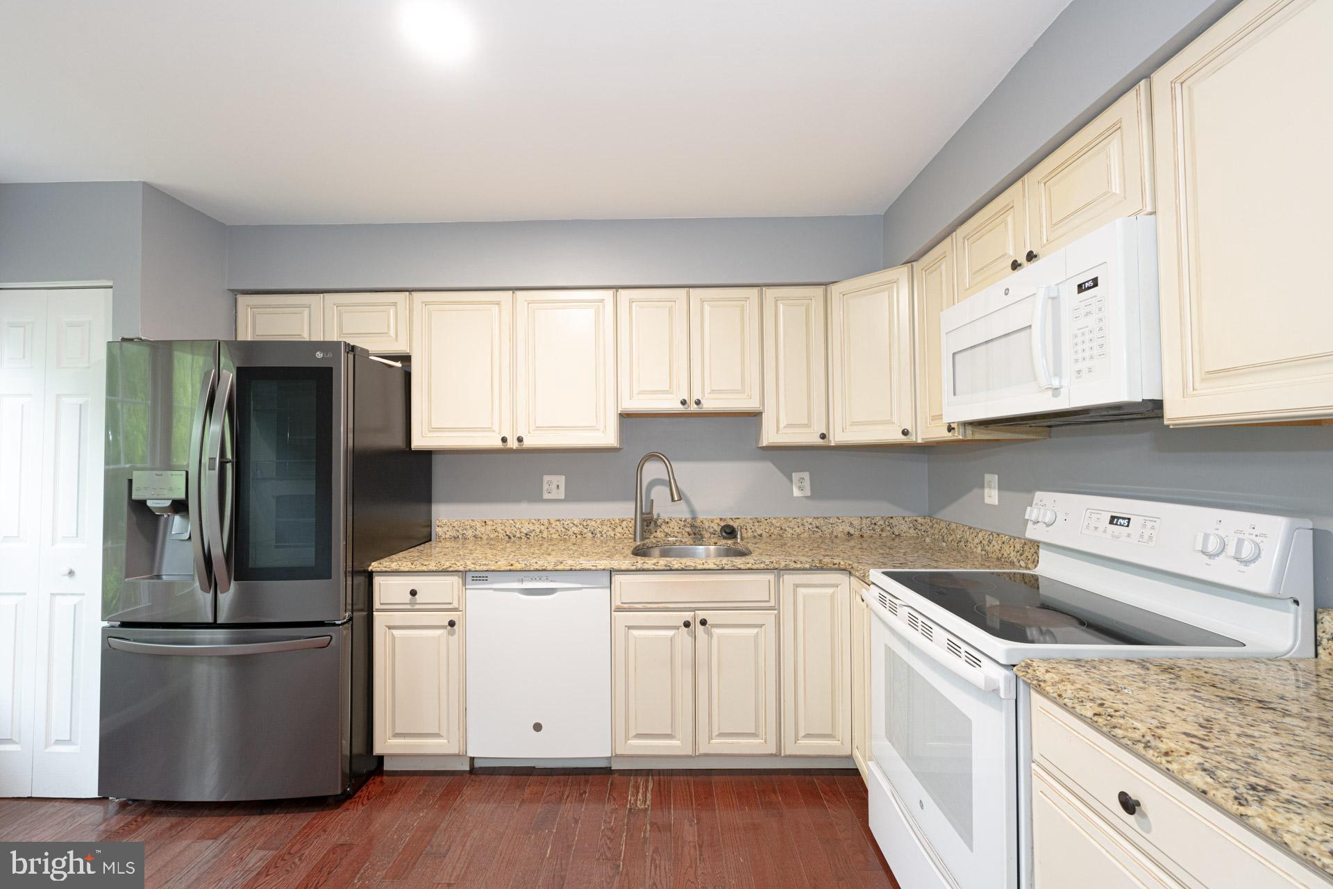 HERITAGE CROSSING - Residential Lease