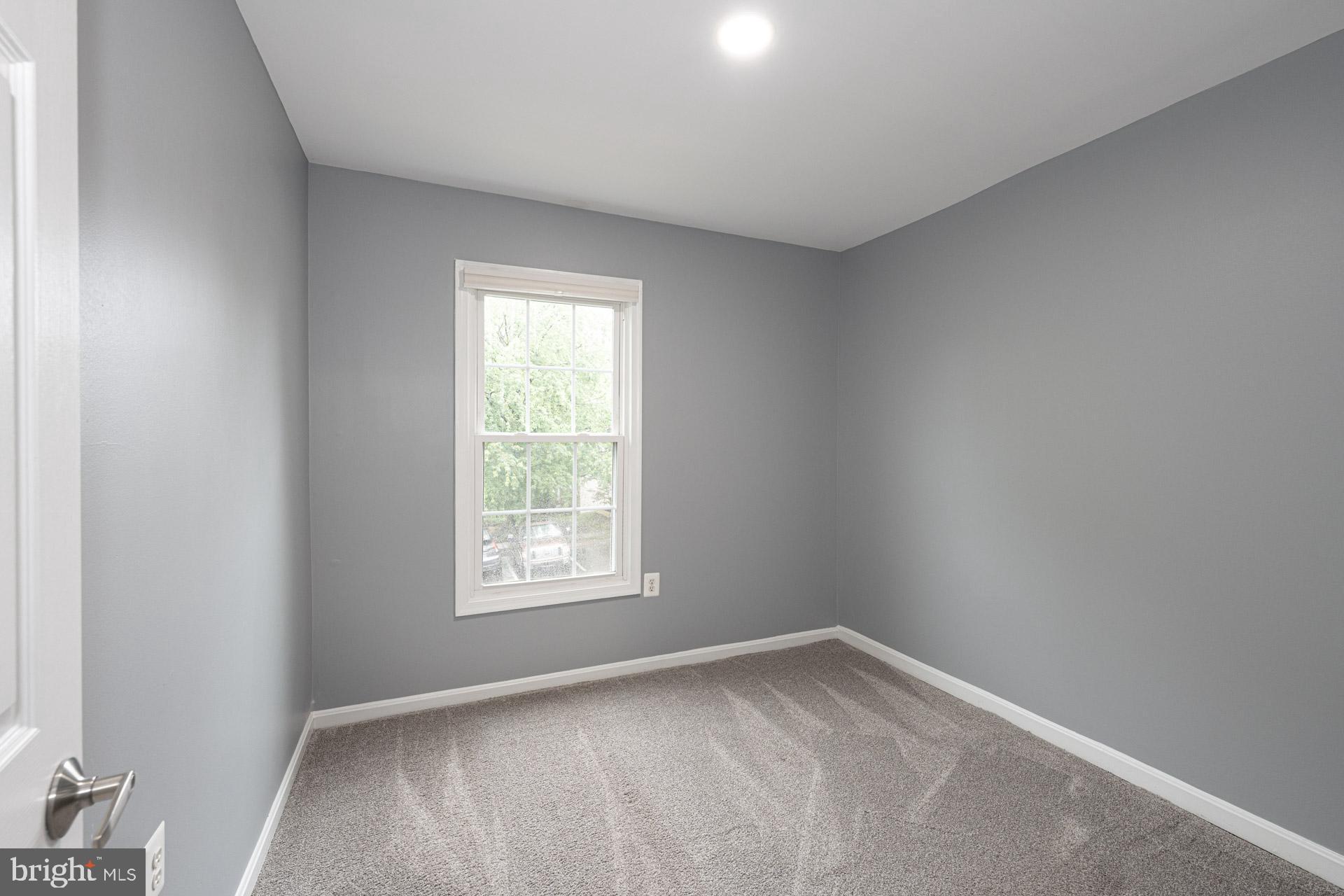 HERITAGE CROSSING - Residential Lease