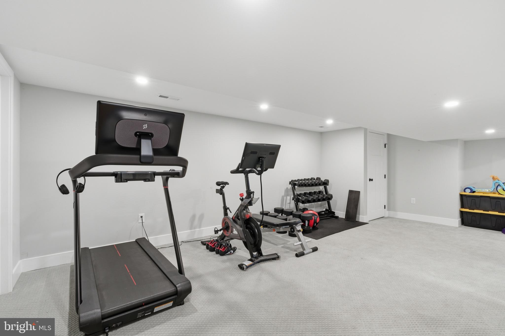 HAVERTOWN - Residential