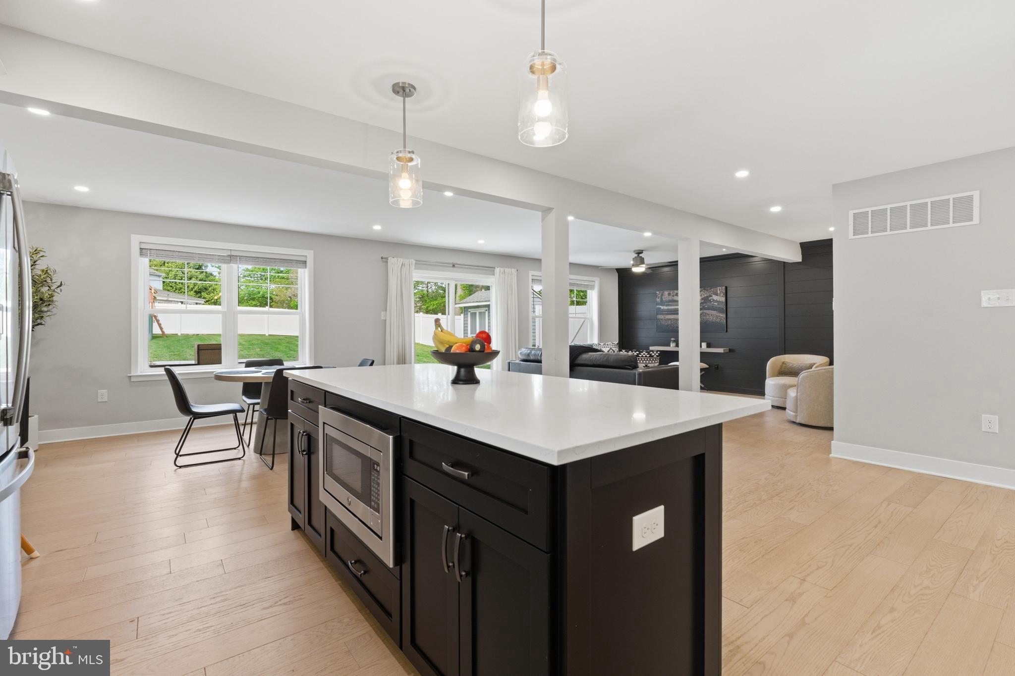 HAVERTOWN - Residential