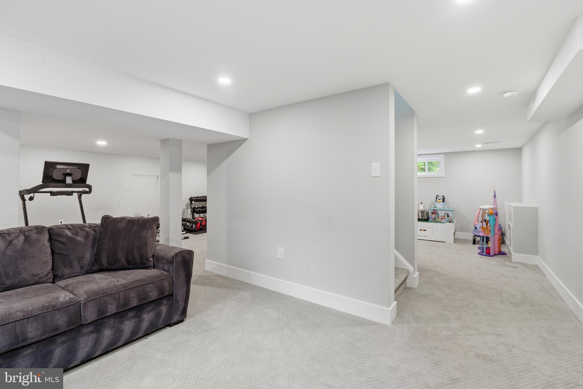 HAVERTOWN - Residential