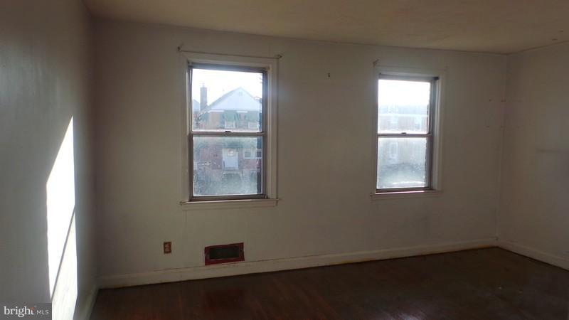 CLAREMONT-FREEDOM - Residential