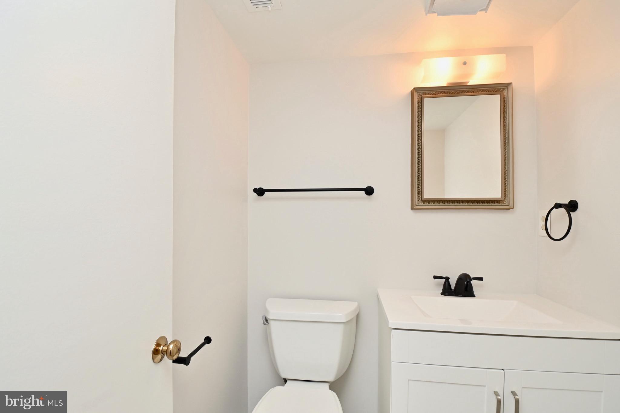 LAKEWOOD HILLS - Residential