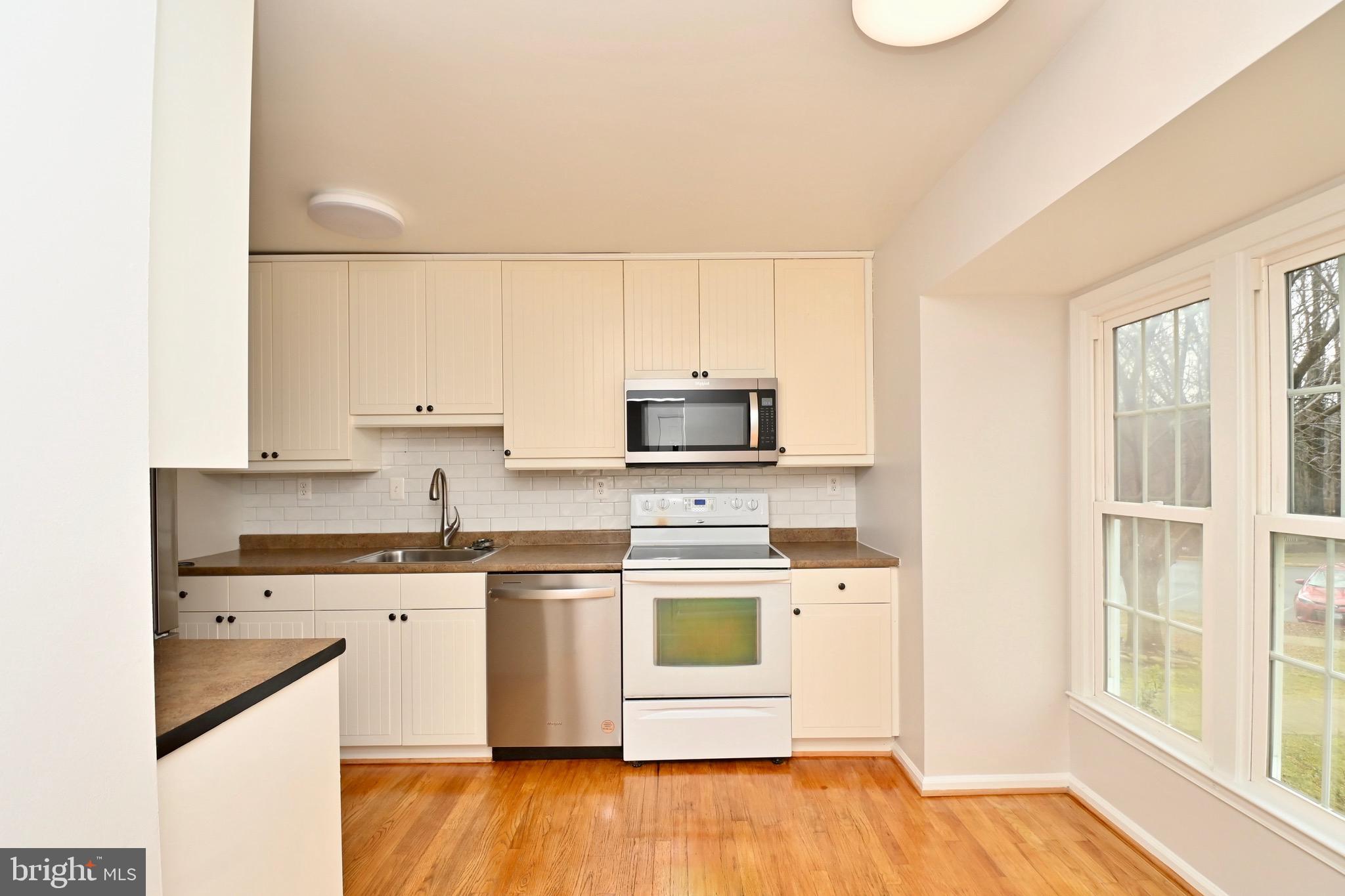 LAKEWOOD HILLS - Residential