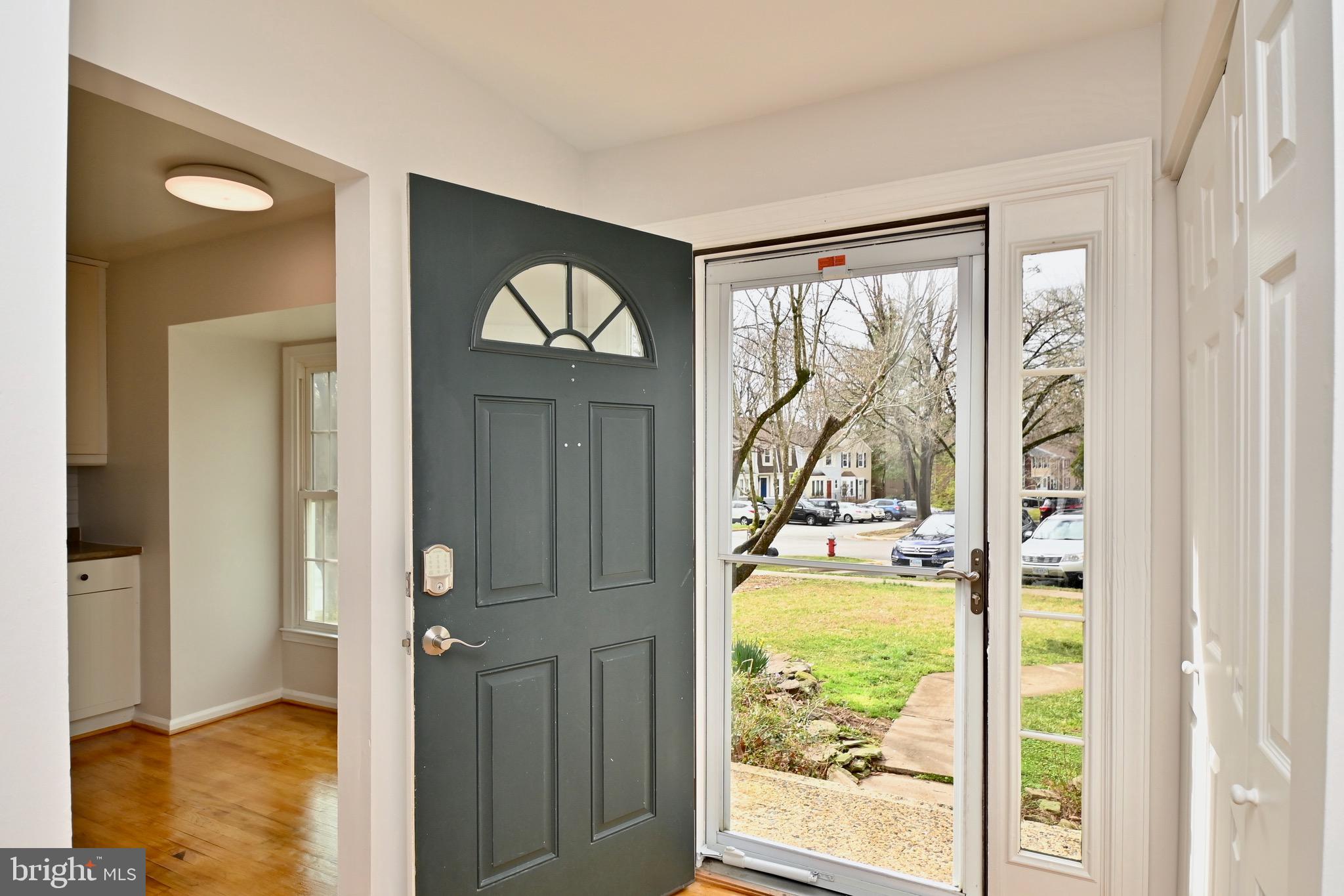 LAKEWOOD HILLS - Residential