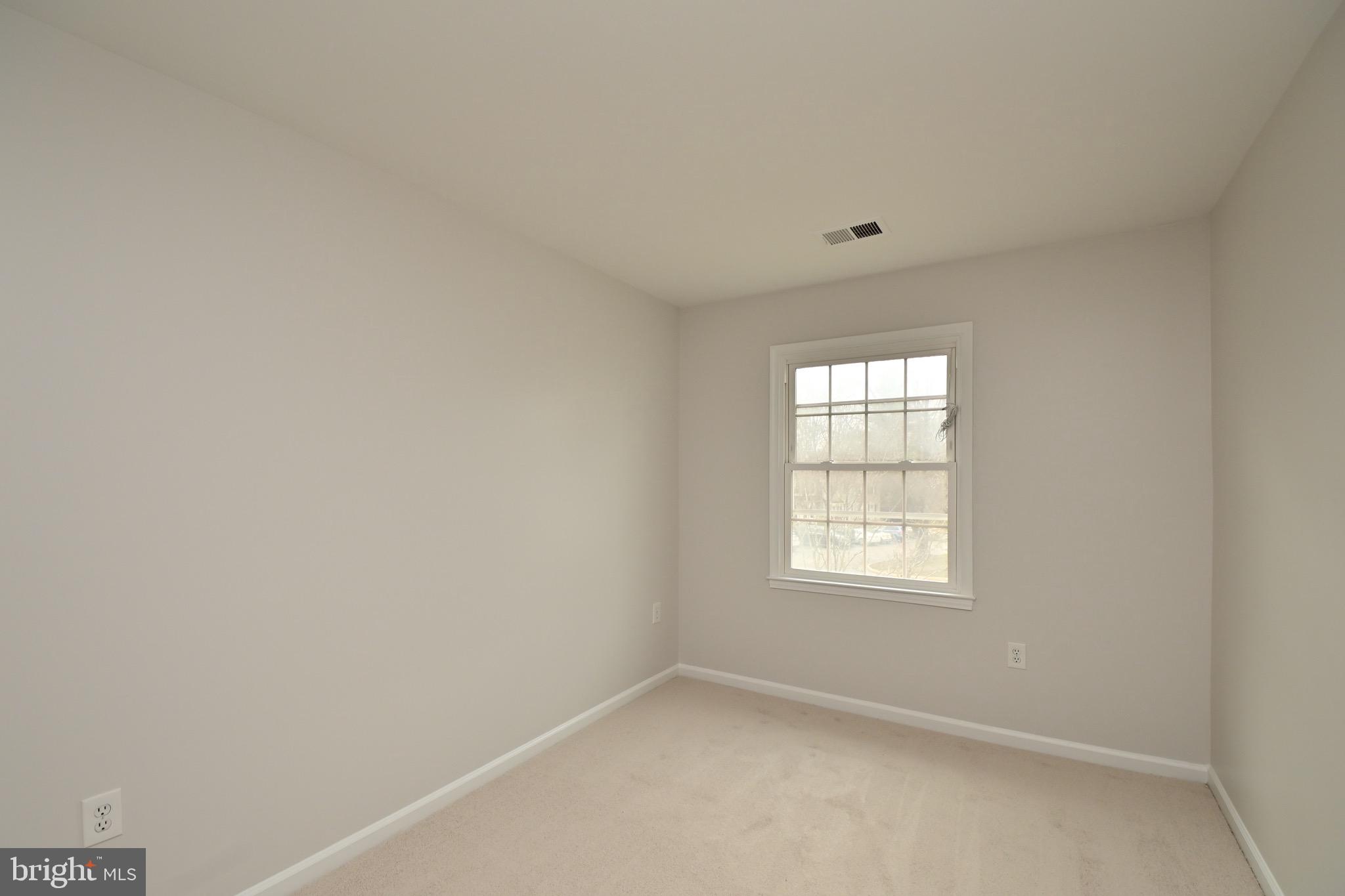 LAKEWOOD HILLS - Residential