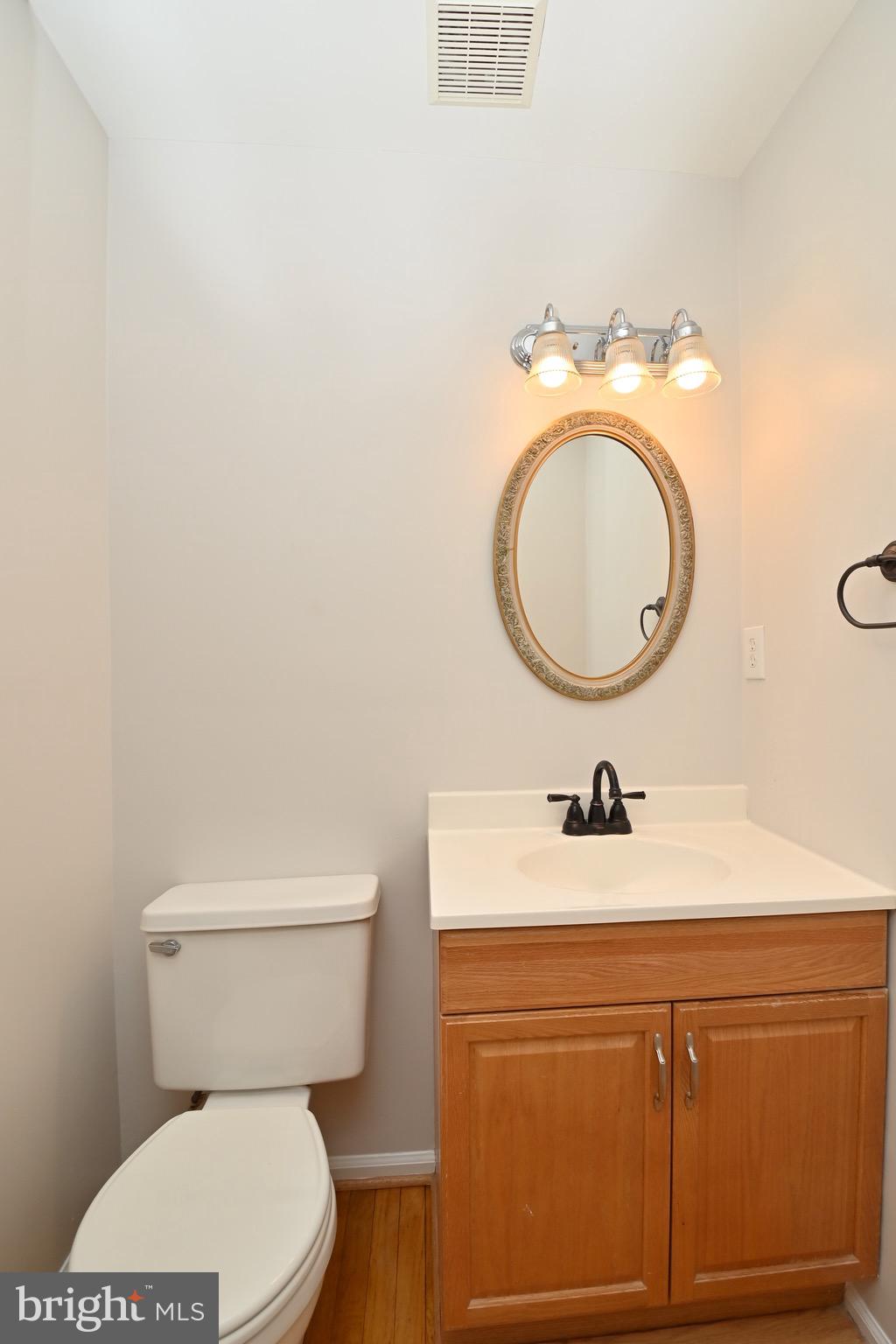 LAKEWOOD HILLS - Residential