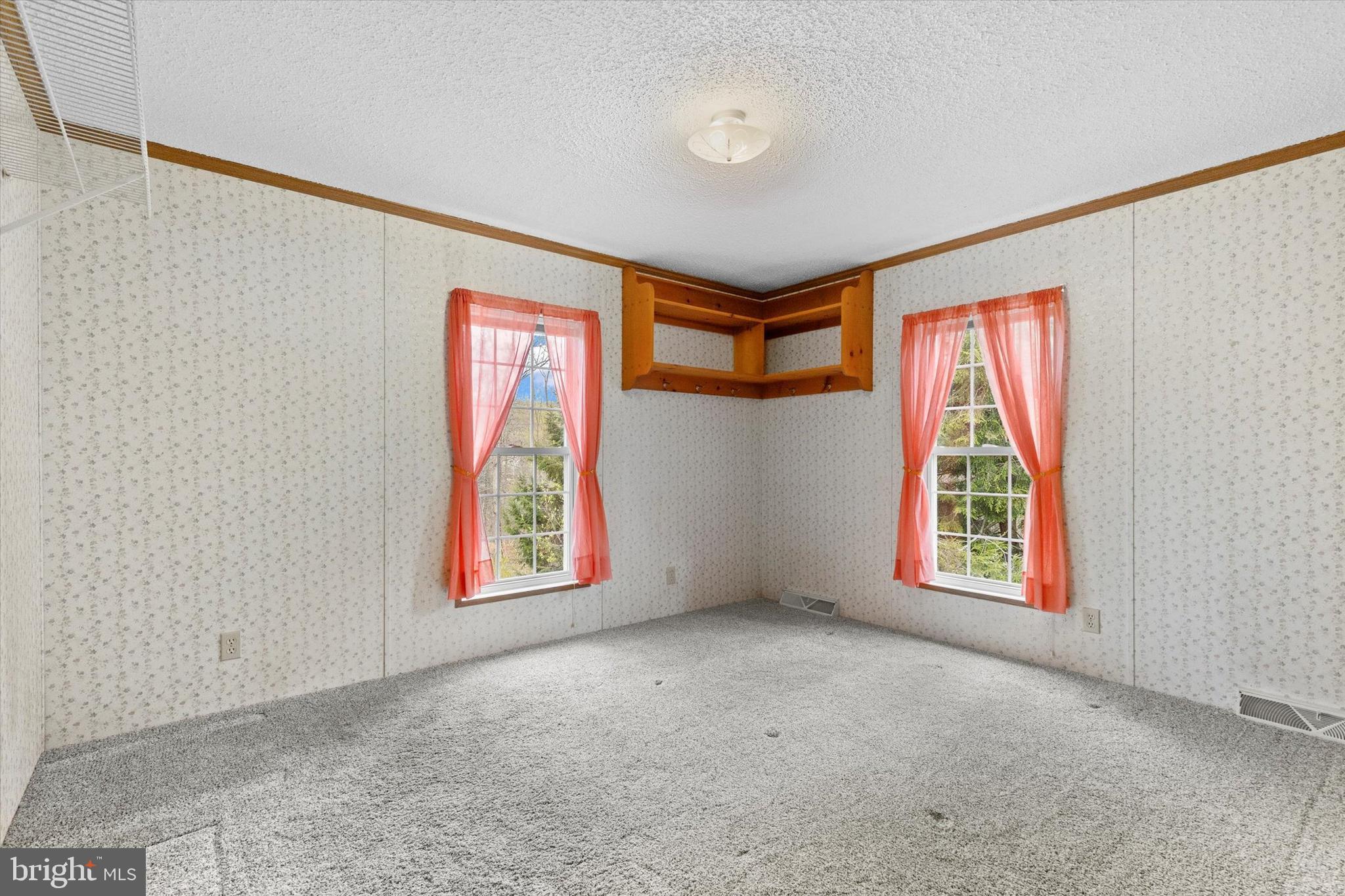 GRETNA SPRINGS COMMUNITY - Residential