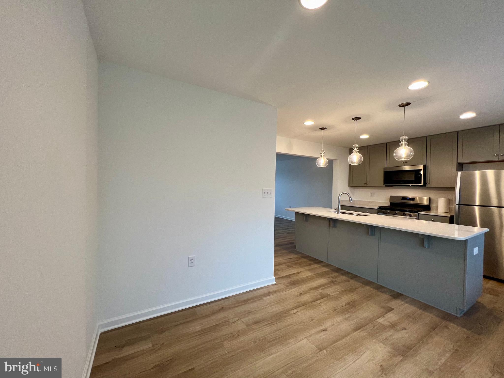 ARCHERS ROCK - Residential Lease