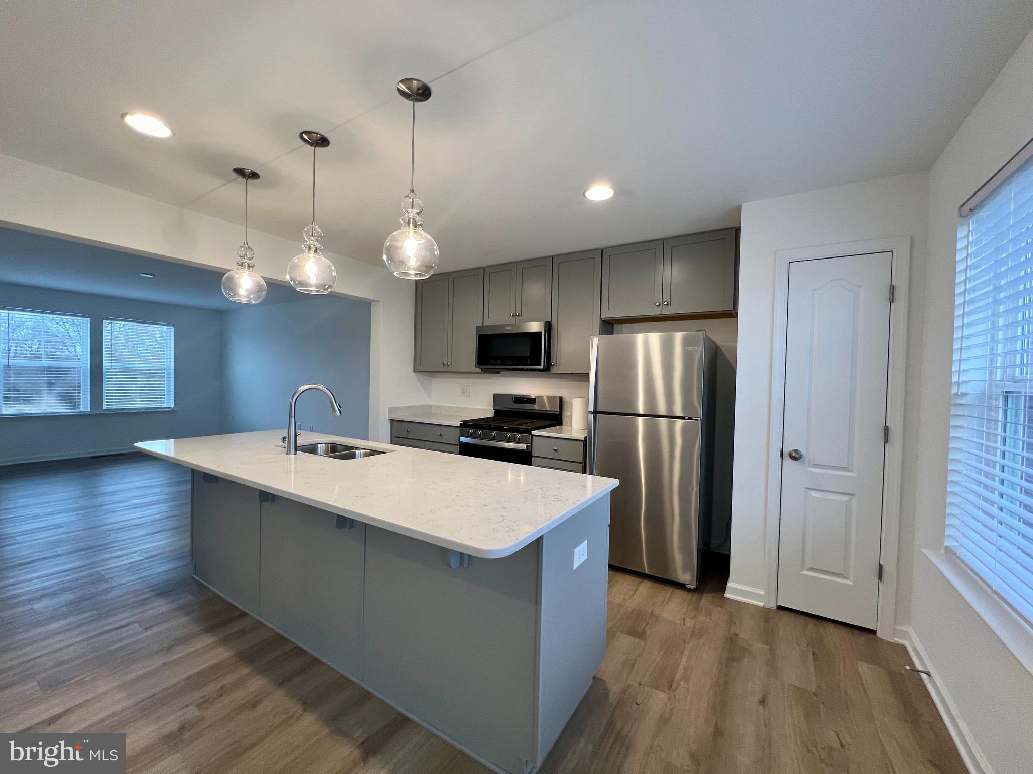 ARCHERS ROCK - Residential Lease