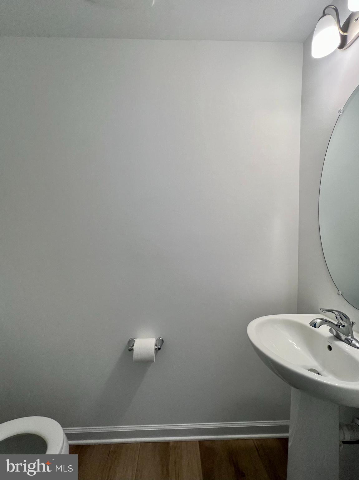 ARCHERS ROCK - Residential Lease