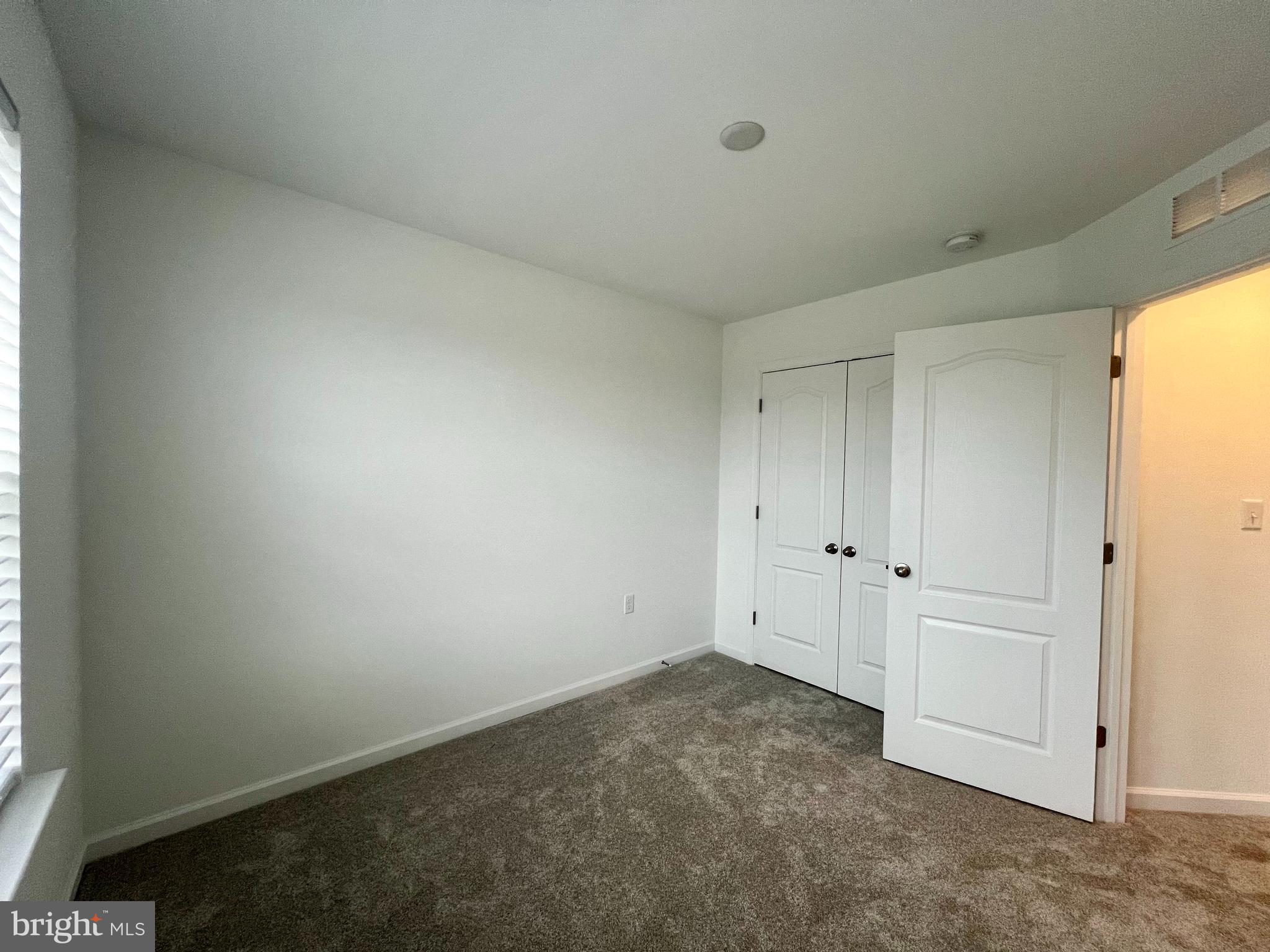 ARCHERS ROCK - Residential Lease