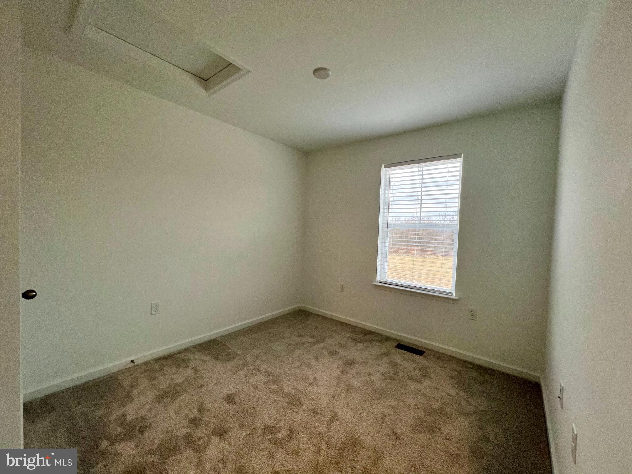 ARCHERS ROCK - Residential Lease