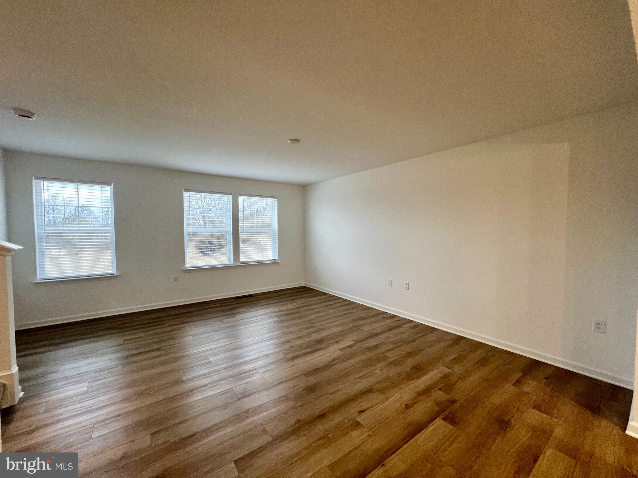 ARCHERS ROCK - Residential Lease