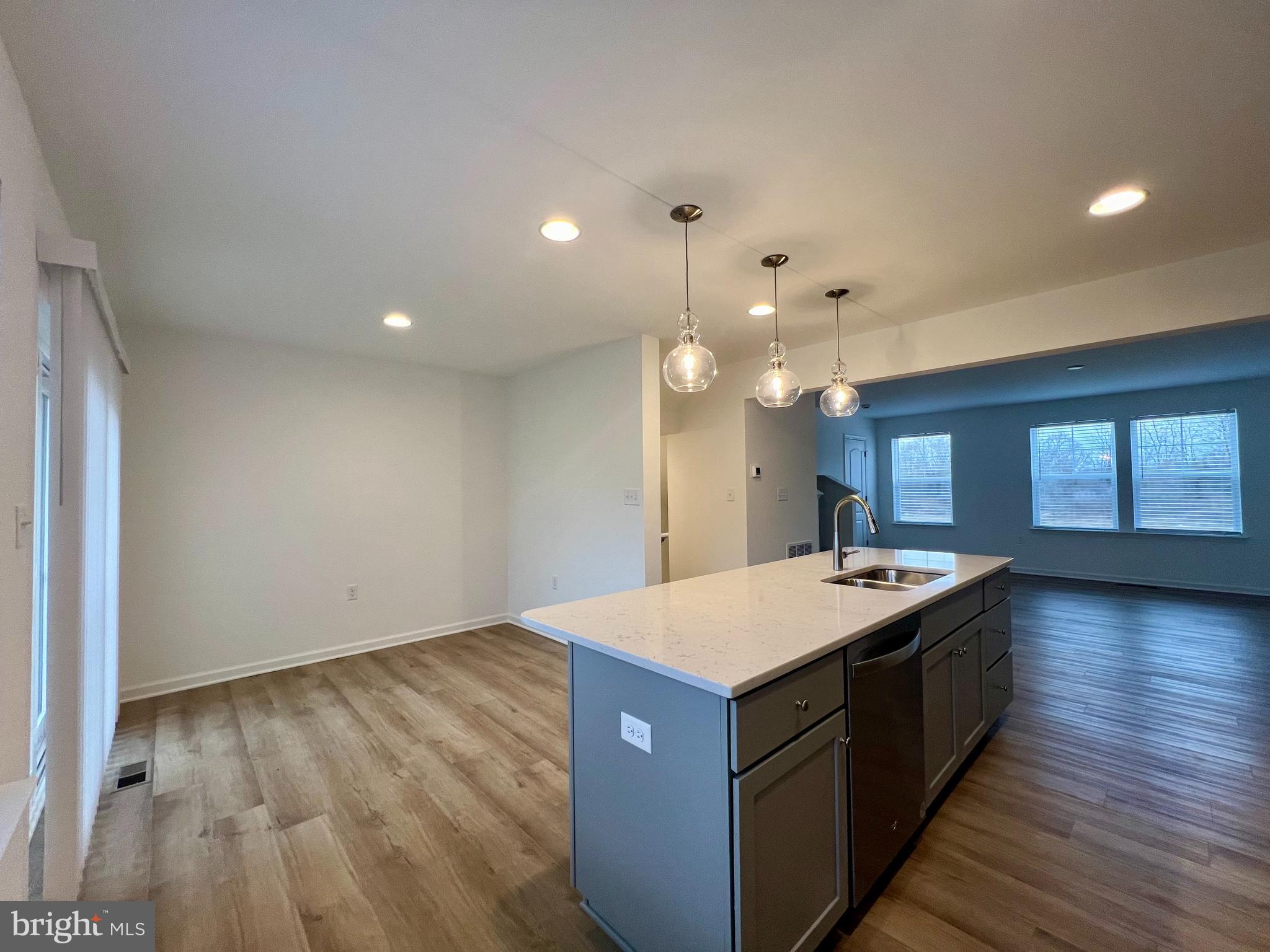 ARCHERS ROCK - Residential Lease