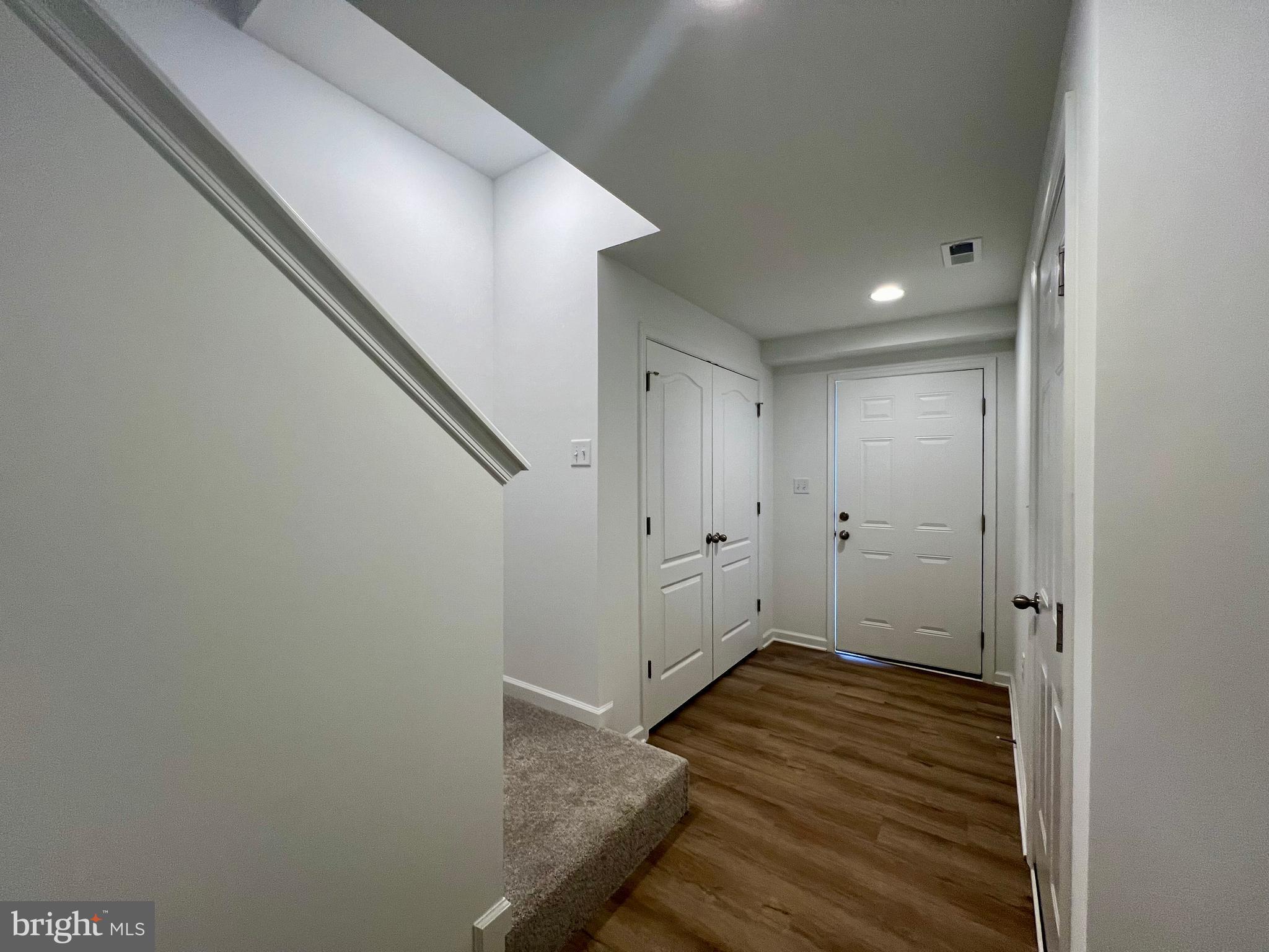 ARCHERS ROCK - Residential Lease