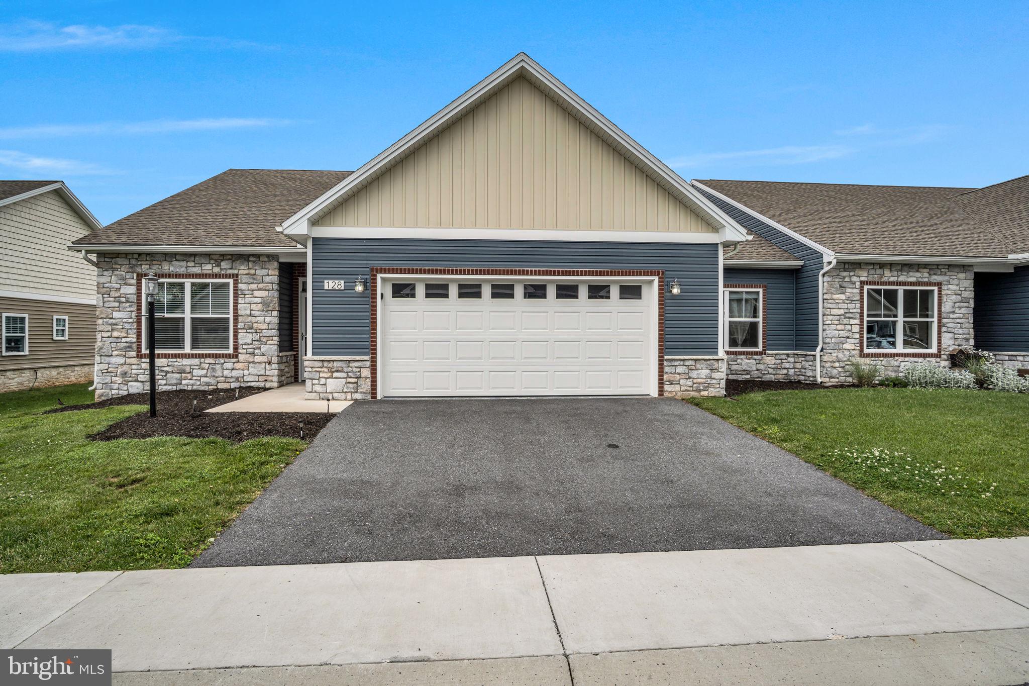 MEADOWSGREEN - Residential