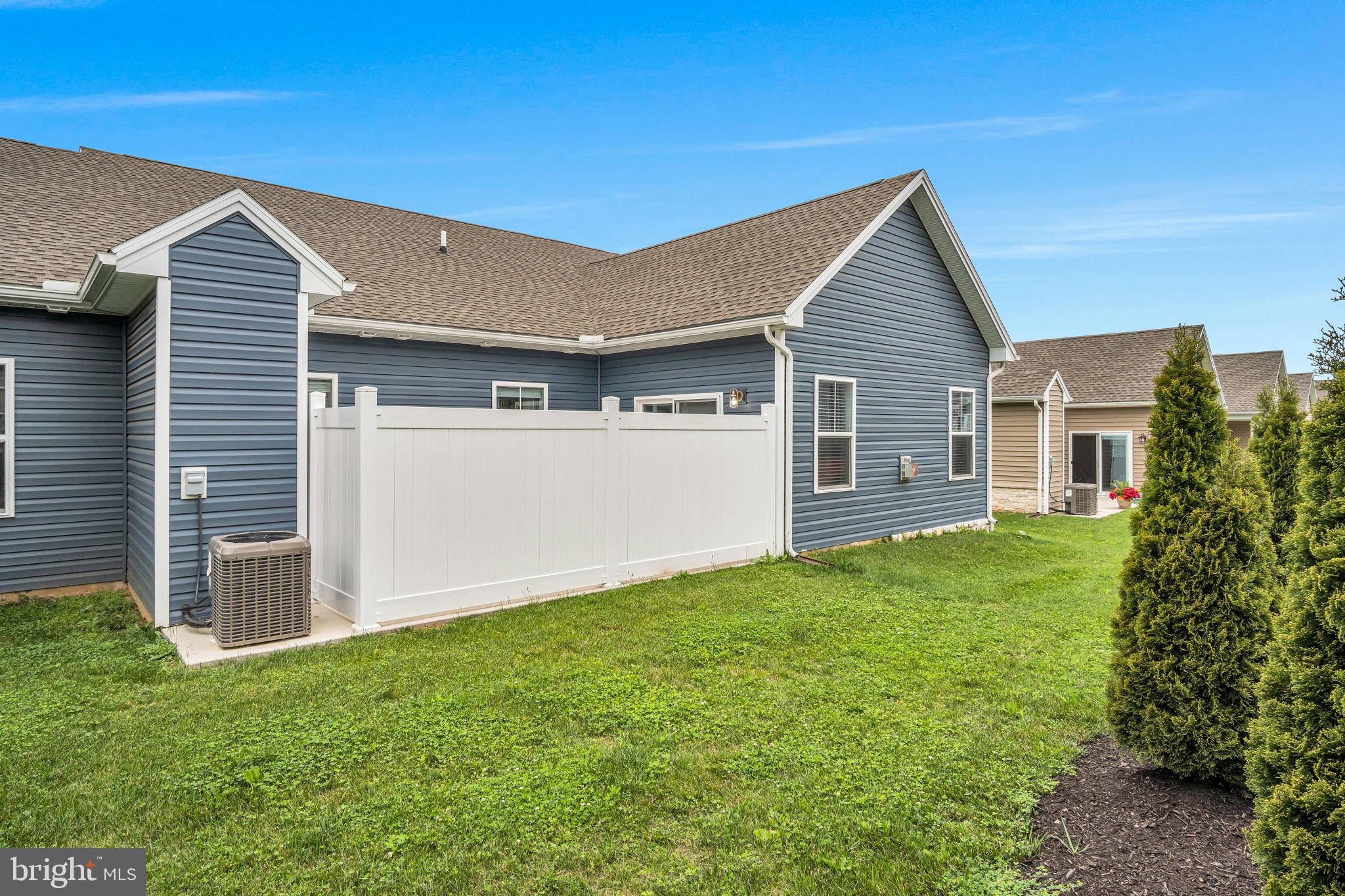 MEADOWSGREEN - Residential