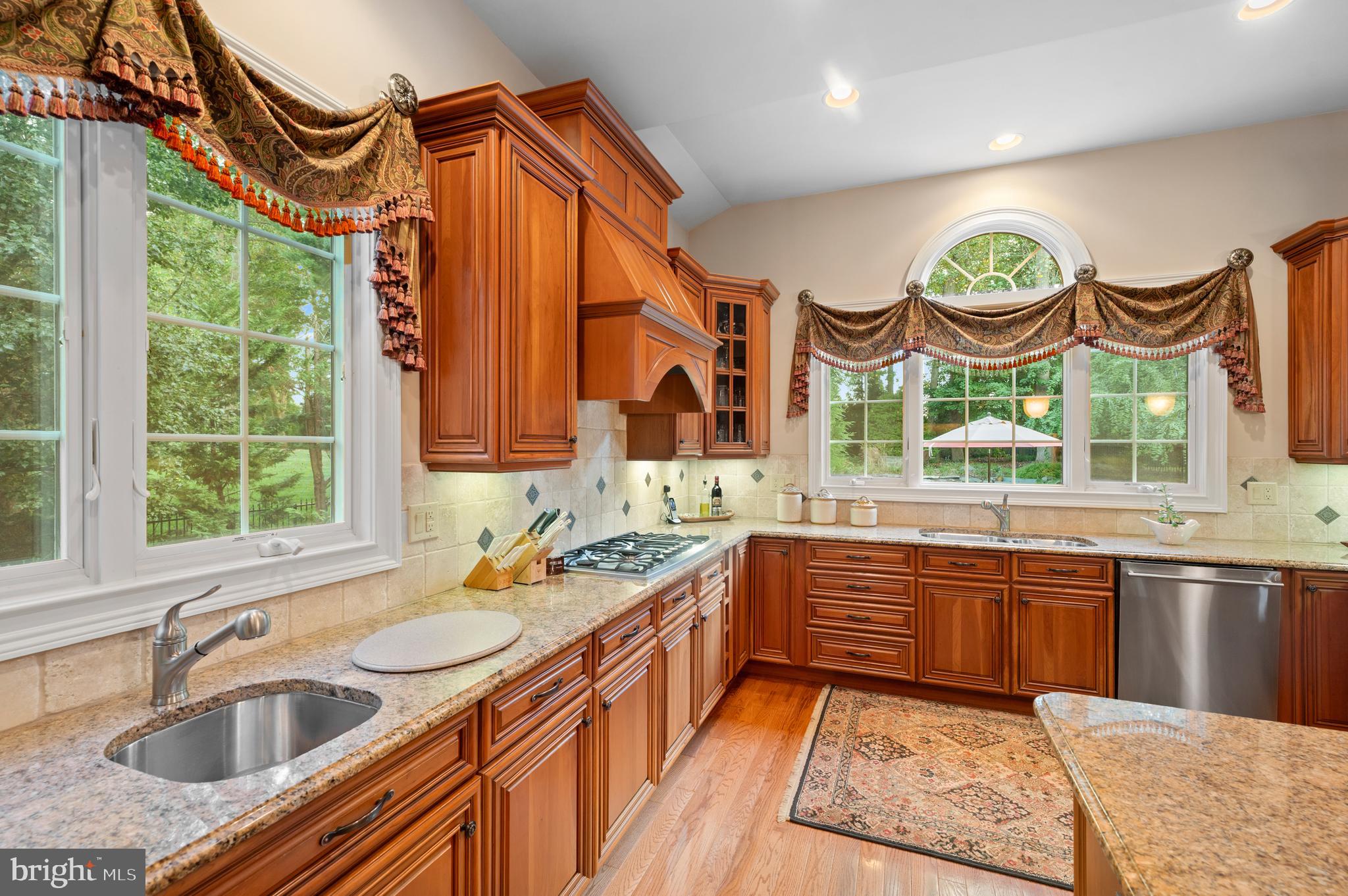 ESTS AT CHADDS FORD - Residential