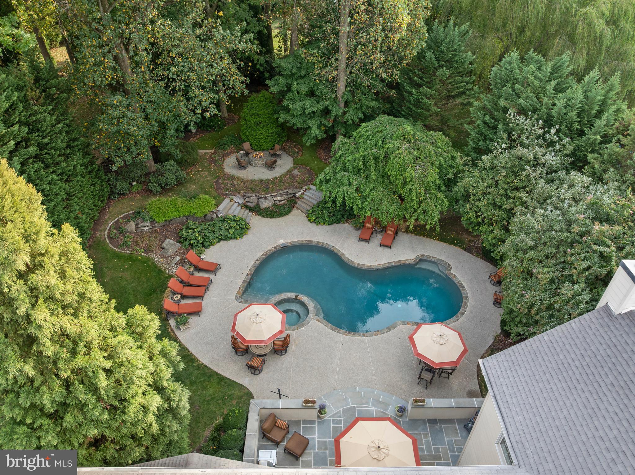 ESTS AT CHADDS FORD - Residential