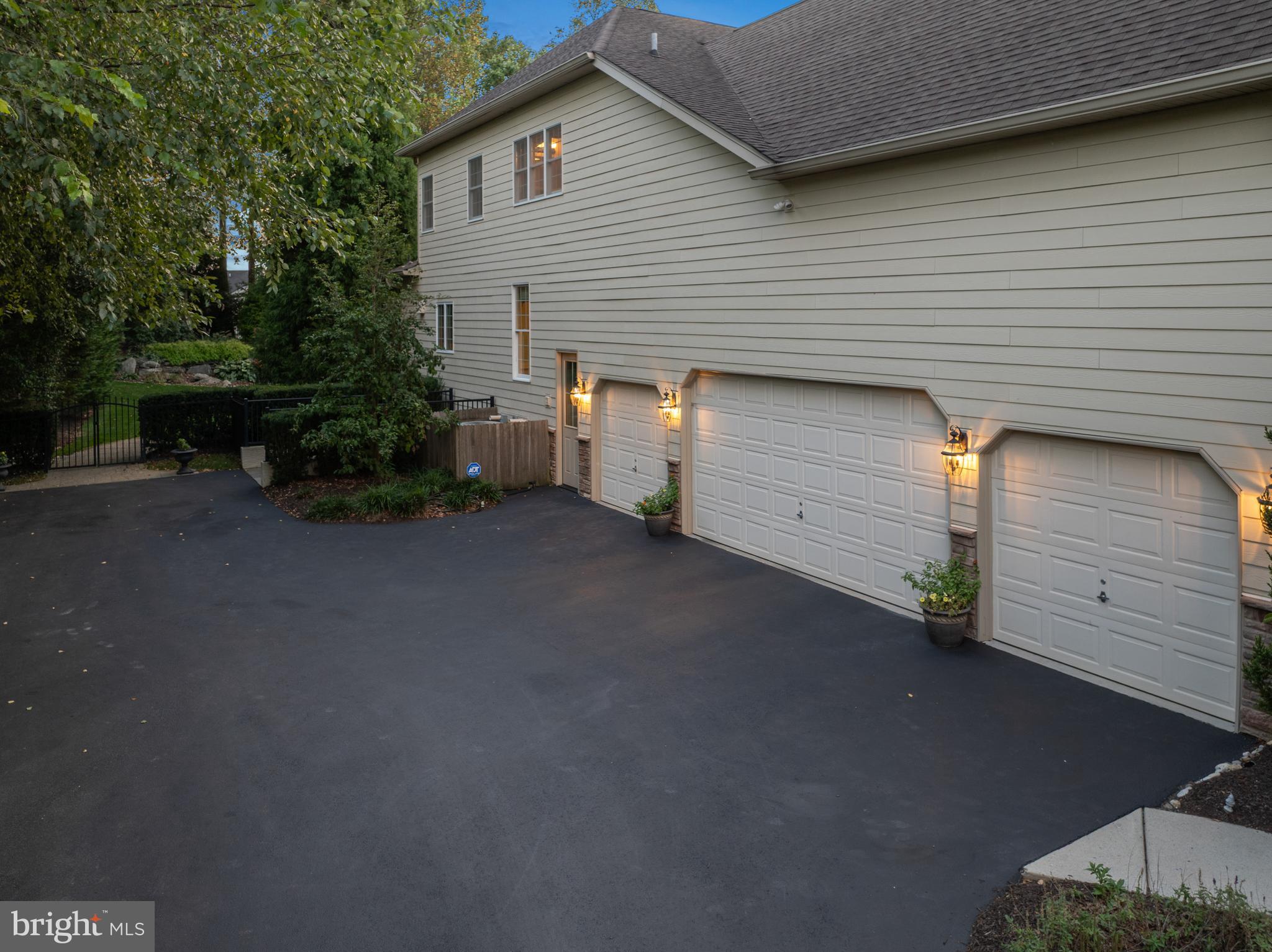 ESTS AT CHADDS FORD - Residential