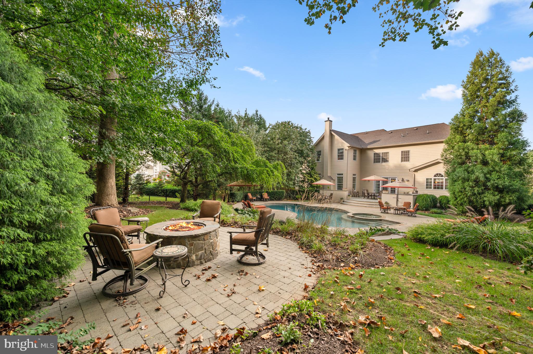 ESTS AT CHADDS FORD - Residential