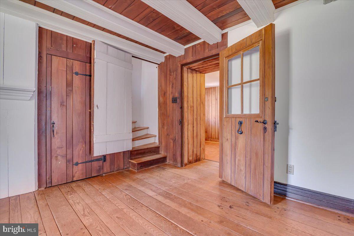 WYNDHAM HILL - Residential