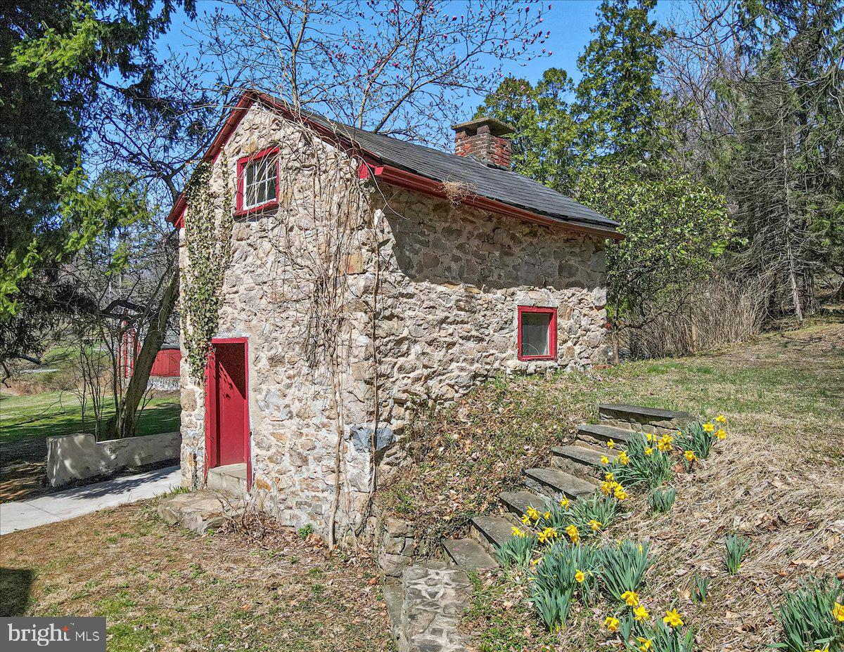 WYNDHAM HILL - Residential