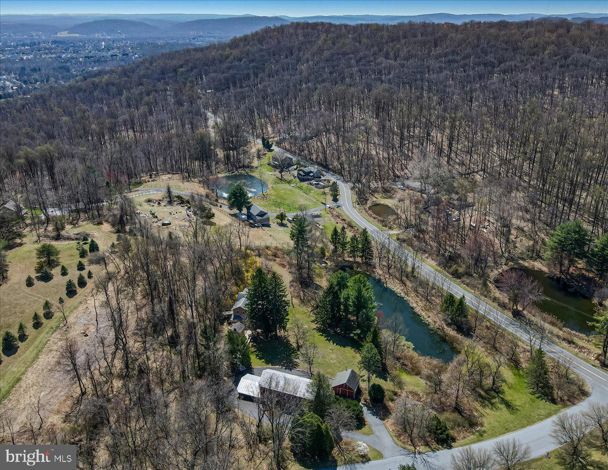 WYNDHAM HILL - Residential