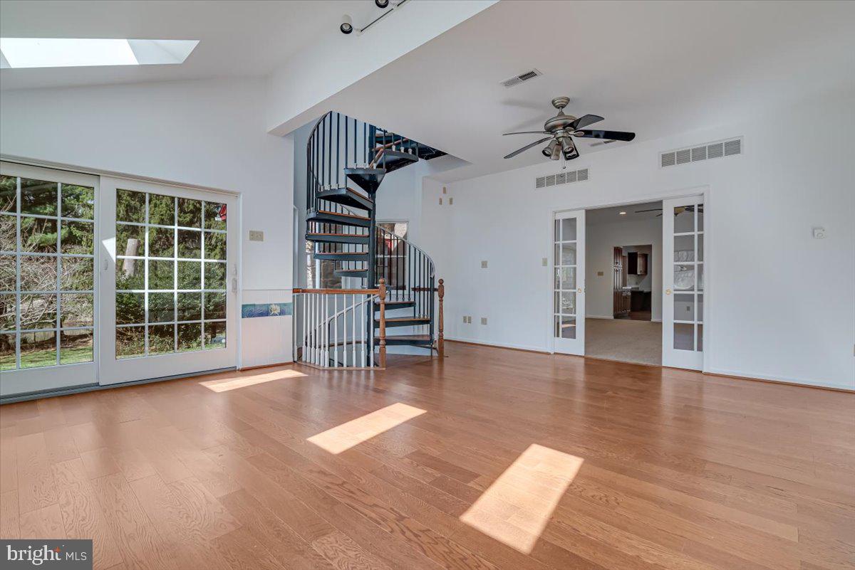 WYNDHAM HILL - Residential