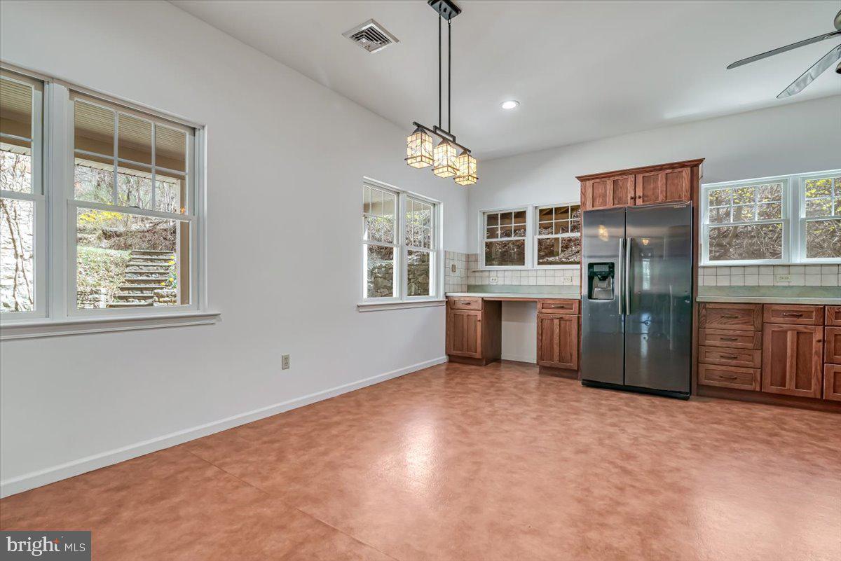 WYNDHAM HILL - Residential