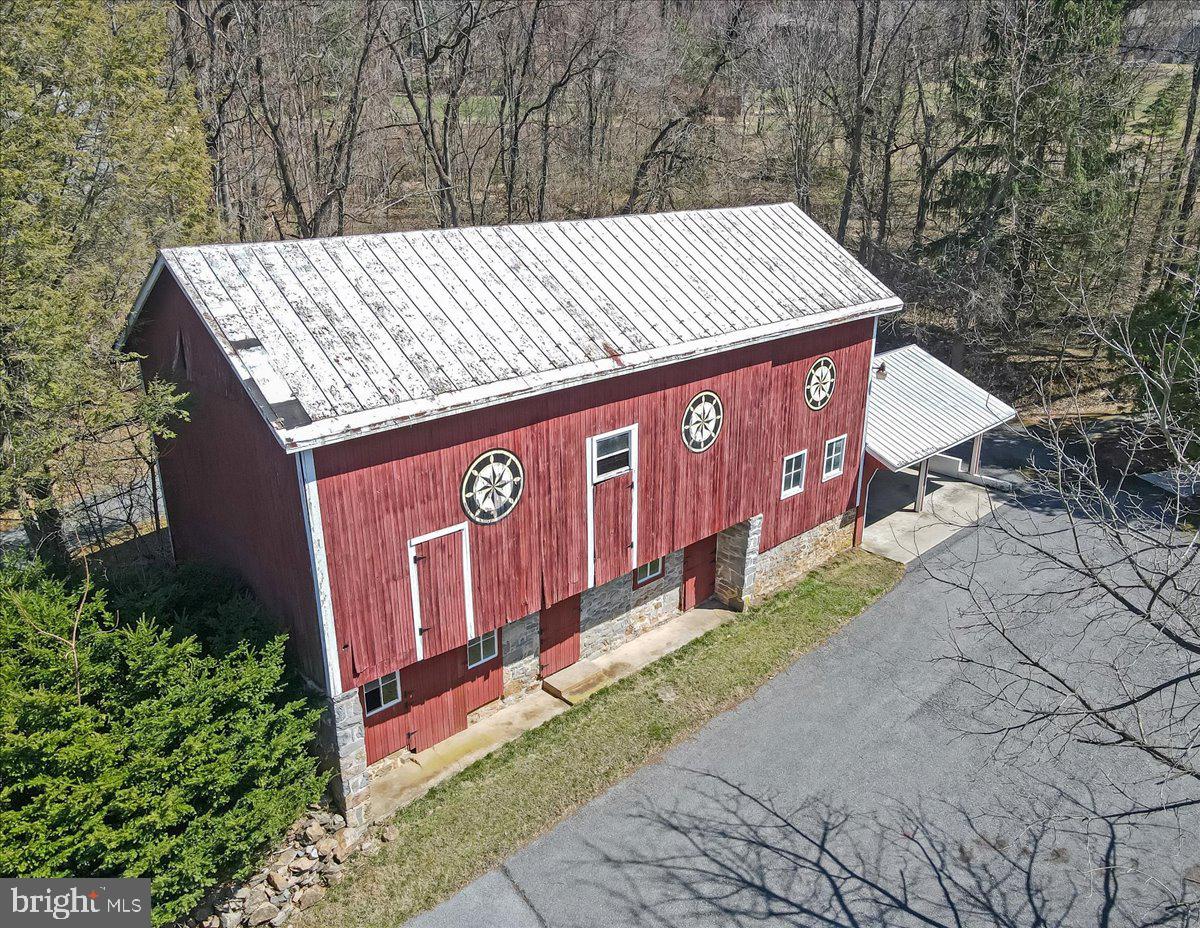 WYNDHAM HILL - Residential