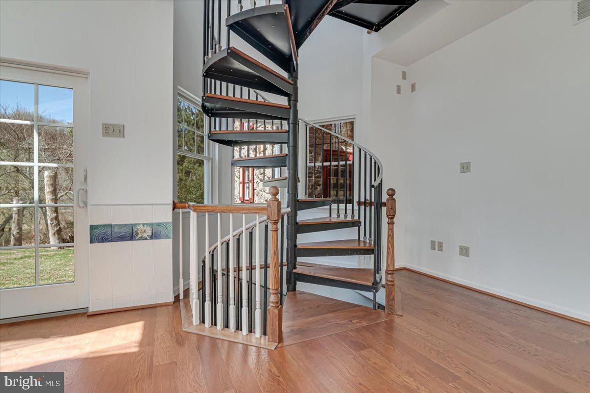 WYNDHAM HILL - Residential